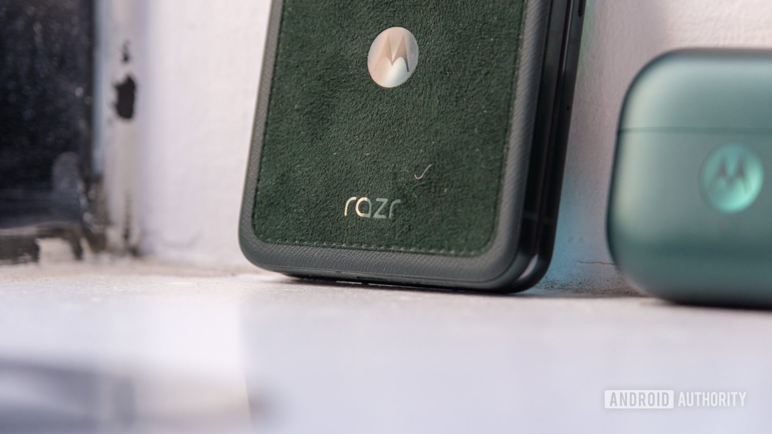 A melhor coisa sobre o Motorola Razr Ultra não é especificações ou ai