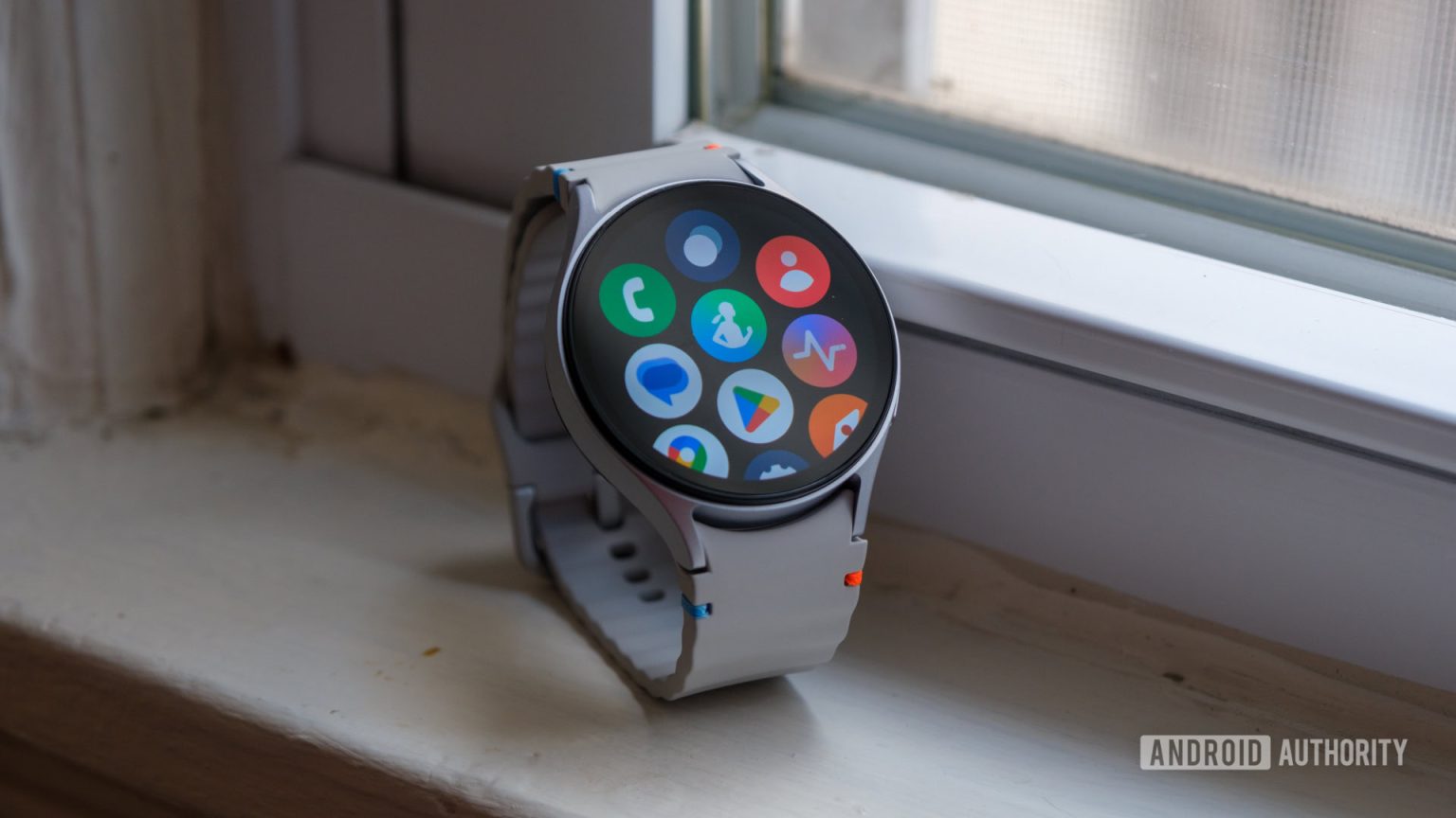Um relógio UI 8 apresenta um layout de aplicativo mais inteligente para relógios de galáxia