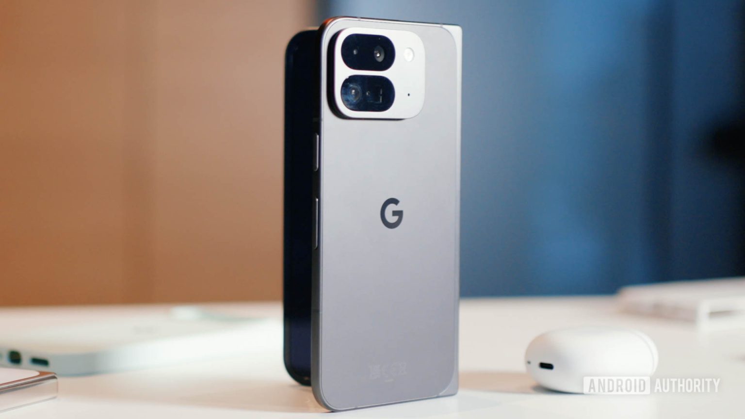 Economize US $ 300 no Google Pixel 9 Pro Fold