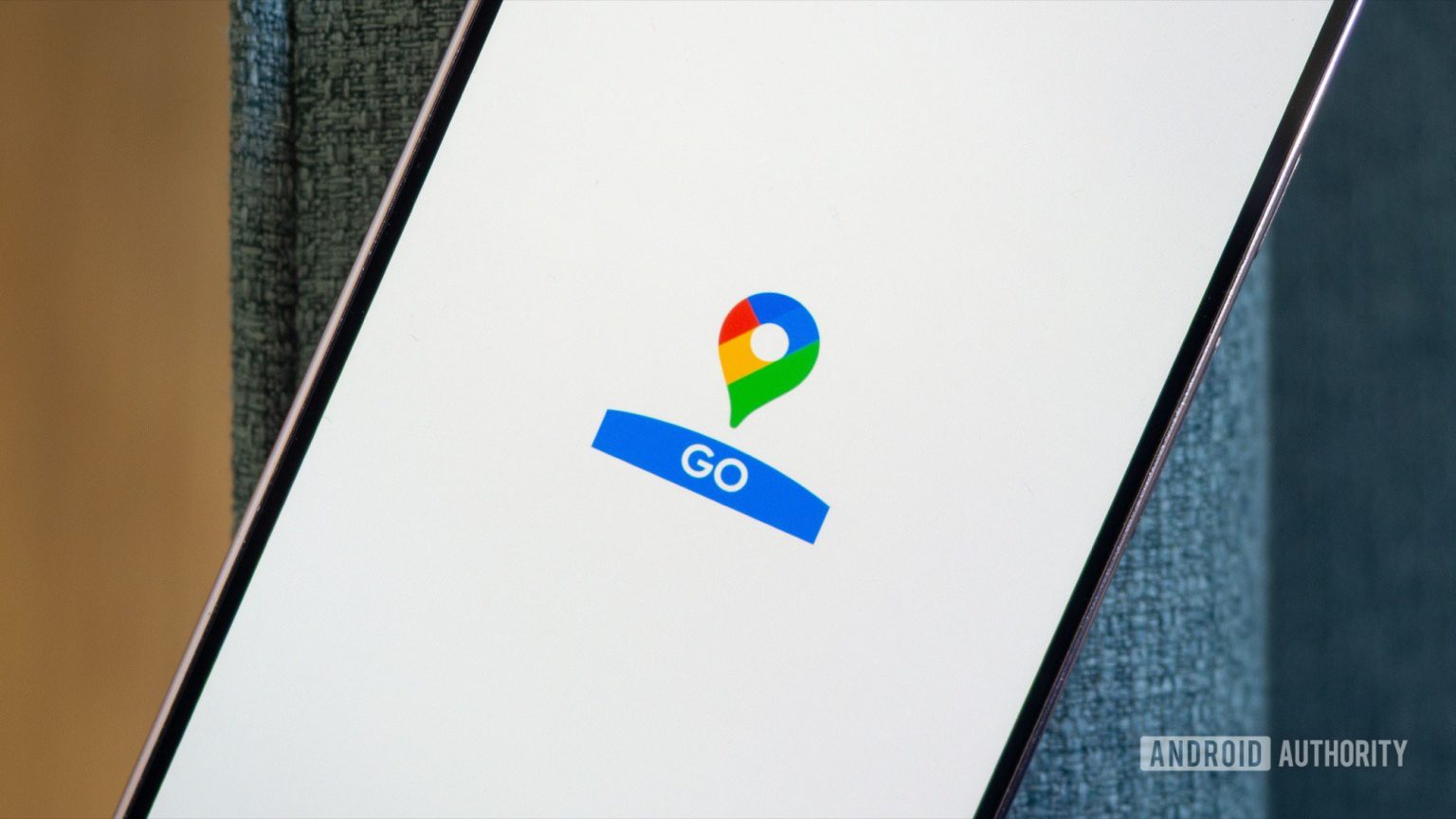 Eu sempre instalo o Google Maps Goes nos meus telefones Android, e você também deveria