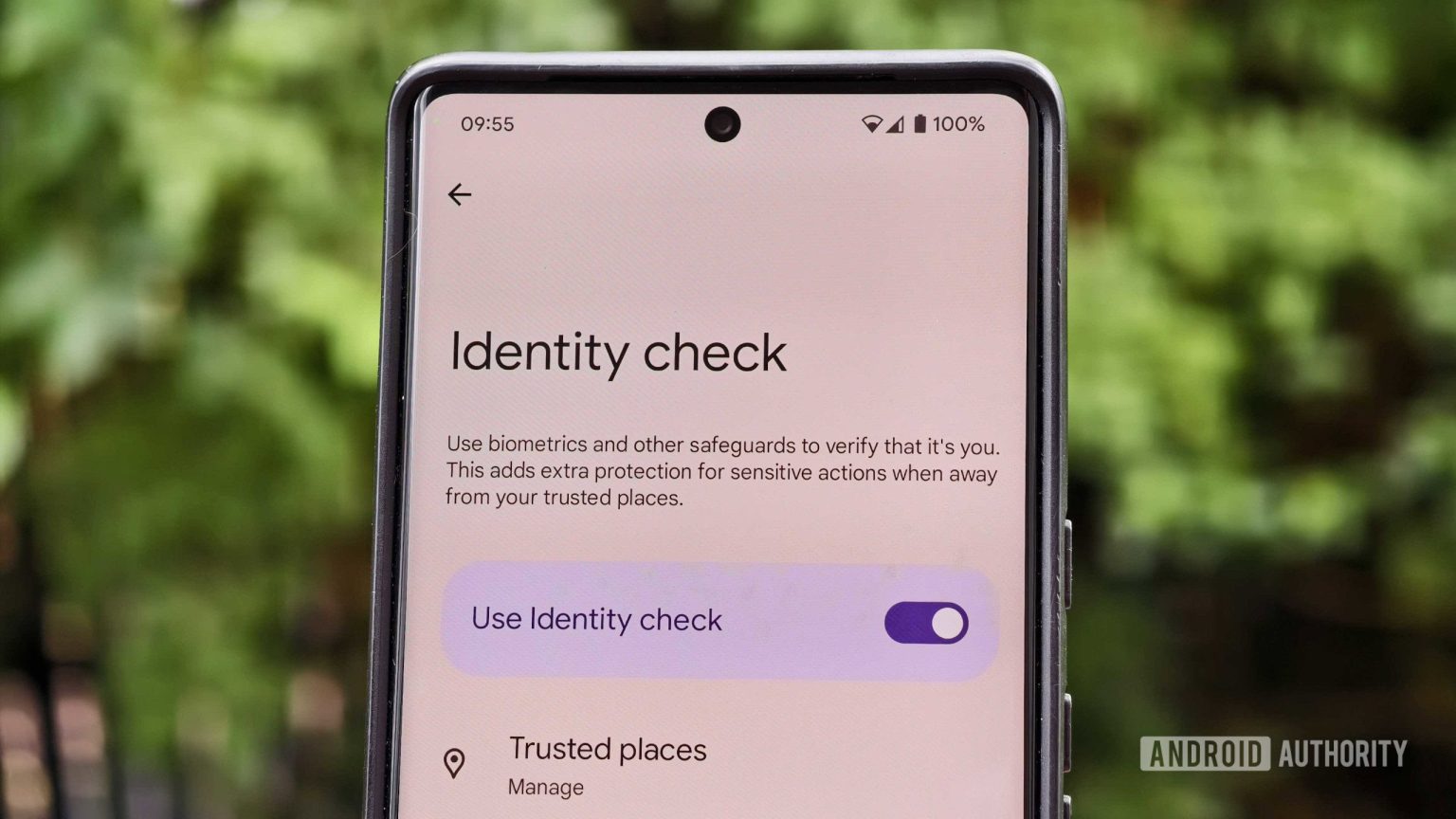 O Google está expandindo um recurso-chave anti-roubo para tornar seus aplicativos mais seguros