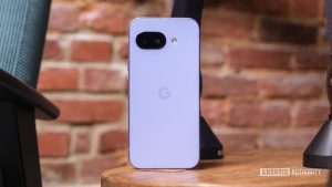 Google Pixel 9a cai para preço recorde, mas apenas em uma cor