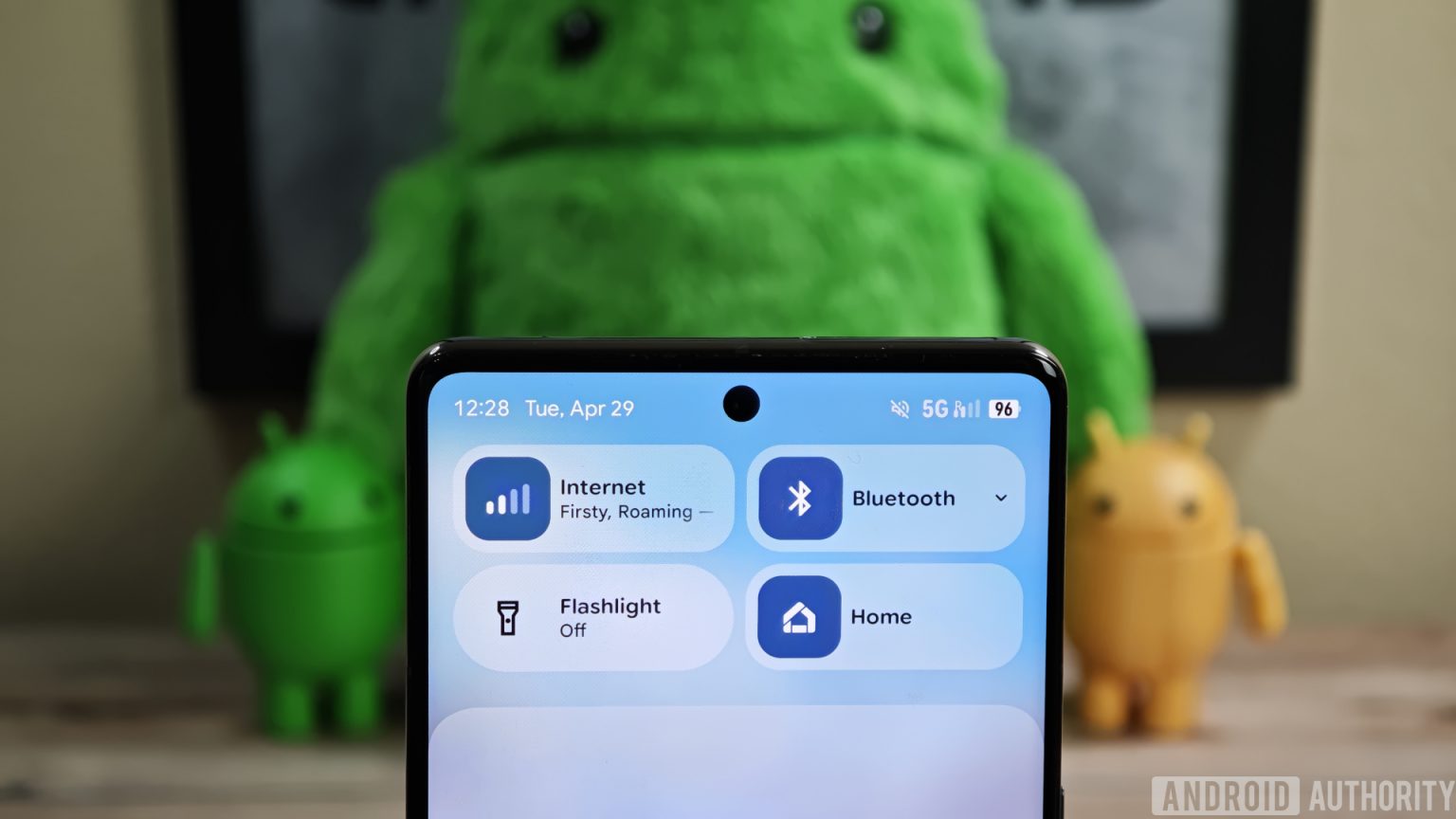 Primeiro, olhe as novas animações do Android para seu grande redesenho expressivo