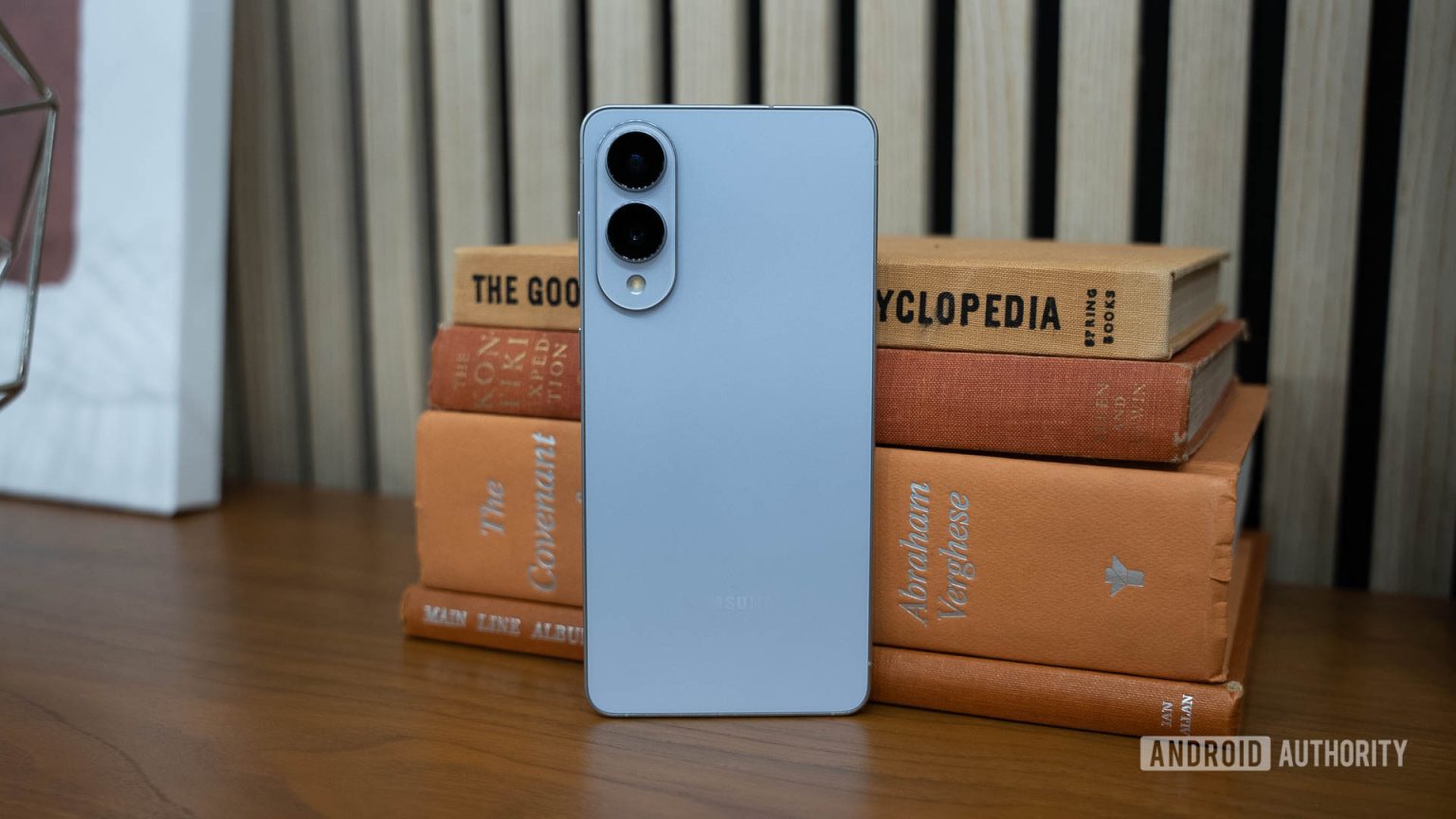 Samsung Galaxy S25 Edge está aqui: banger ou busto?