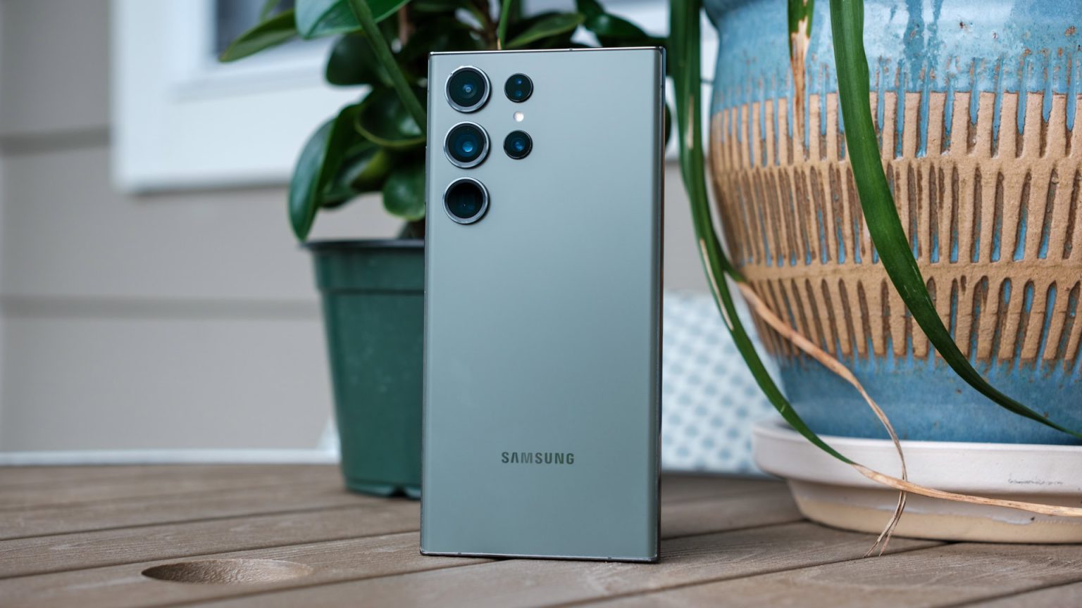 Estável um interface 8 agora está sendo lançado