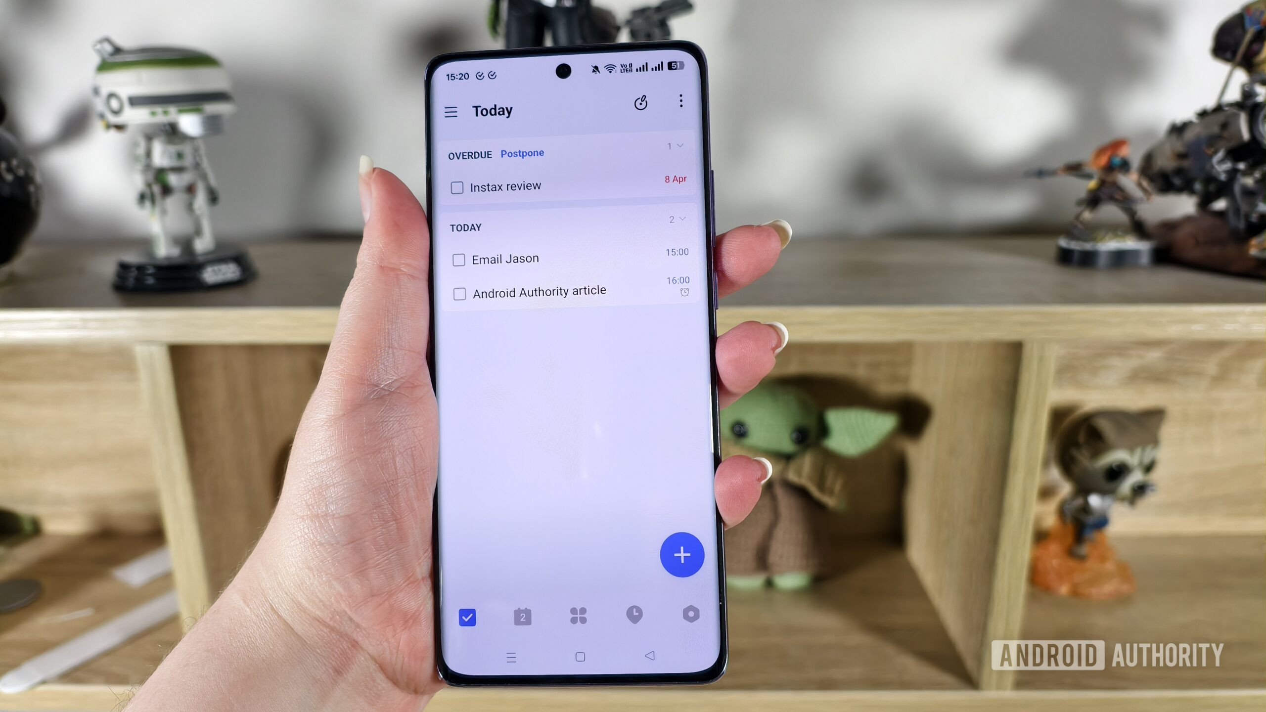 Tarefas no aplicativo TickTick em um smartphone Android