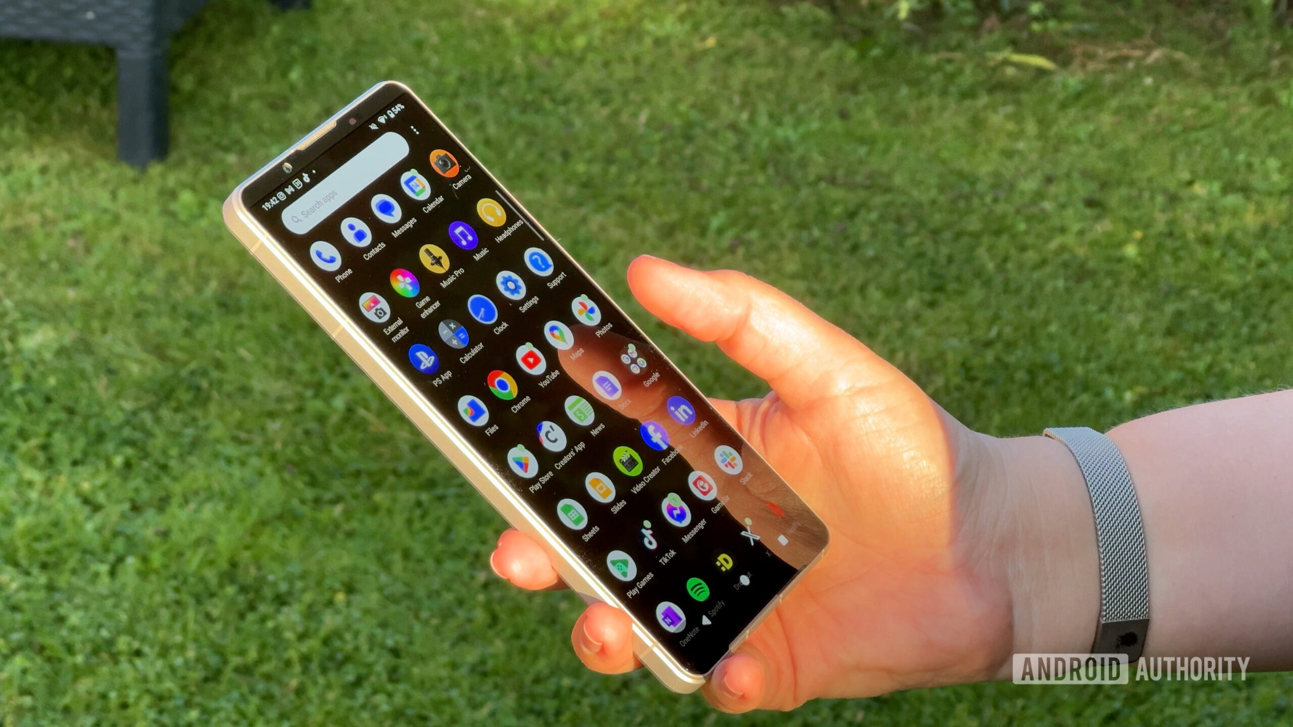 Sony Xperia 1 VI Review Front Handheld
