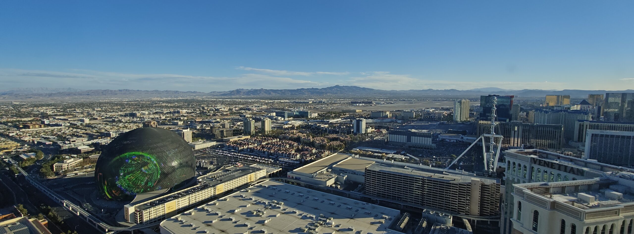 Foto de Las Vegas tirada com o OnePlus 13.
