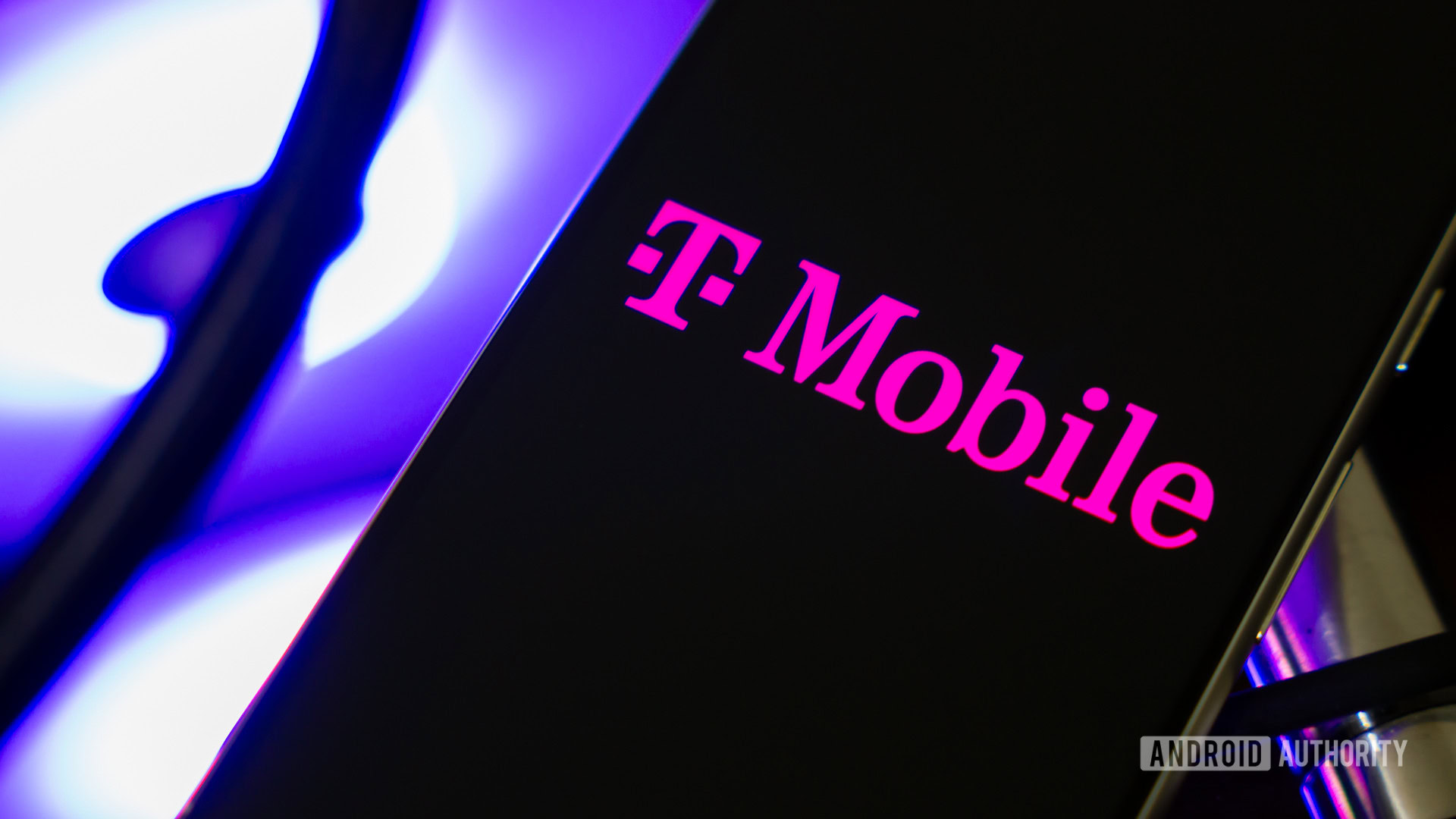 T Logotipo móvel no smartphone (3) T Logotipo móvel no smartphone (3)