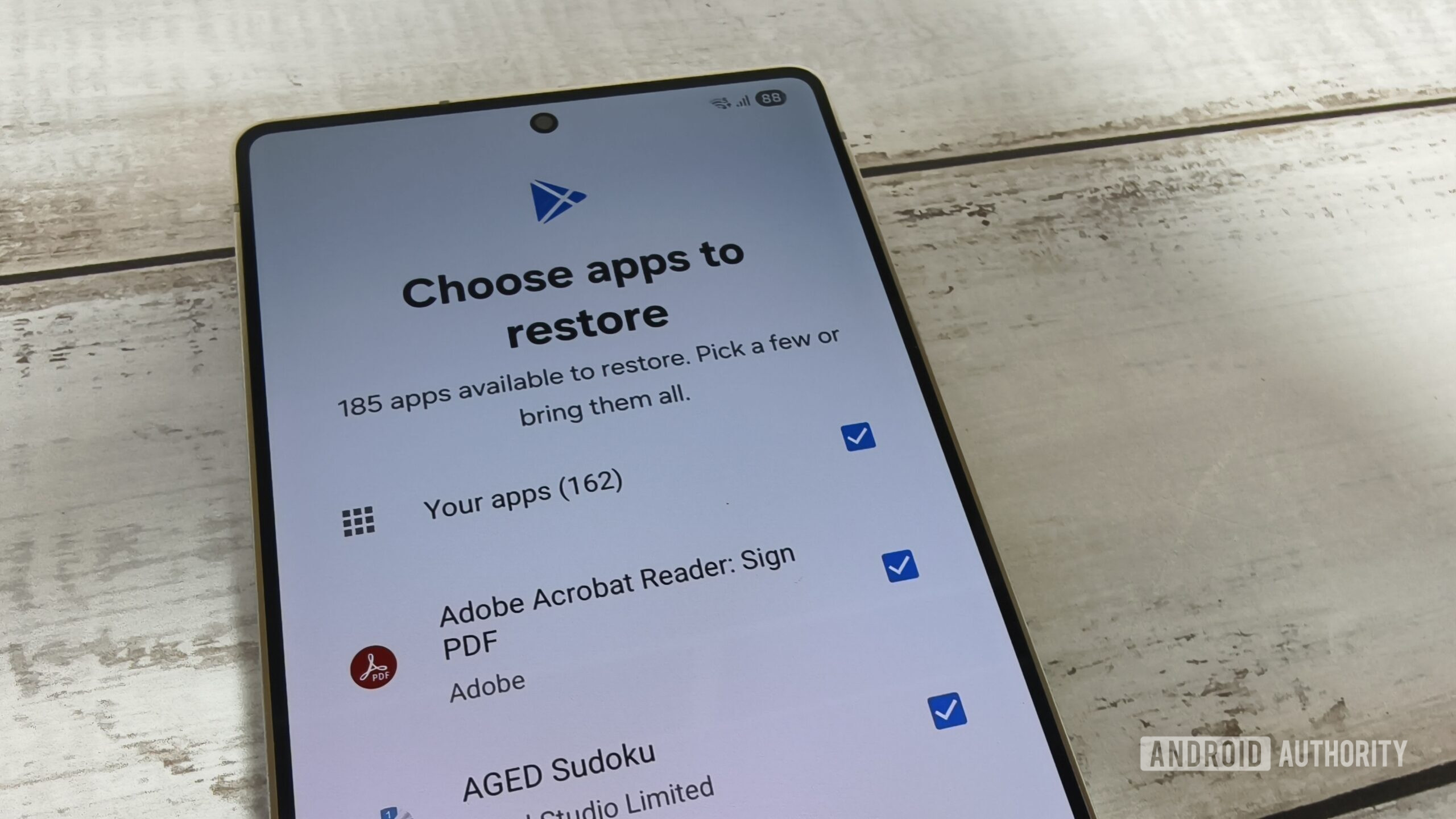 Restaurando aplicativos em novo smartphone de um backup do Google Restaurando aplicativos em novo smartphone de um backup do Google