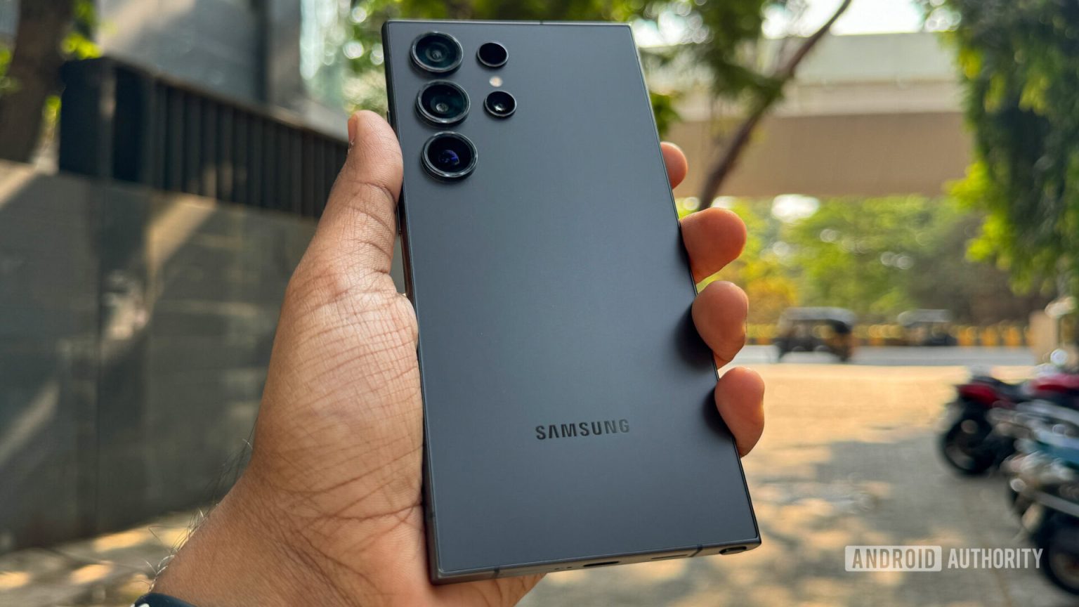 A Samsung pode lançar em breve uma versão beta da UI 8 para a série Galaxy S24