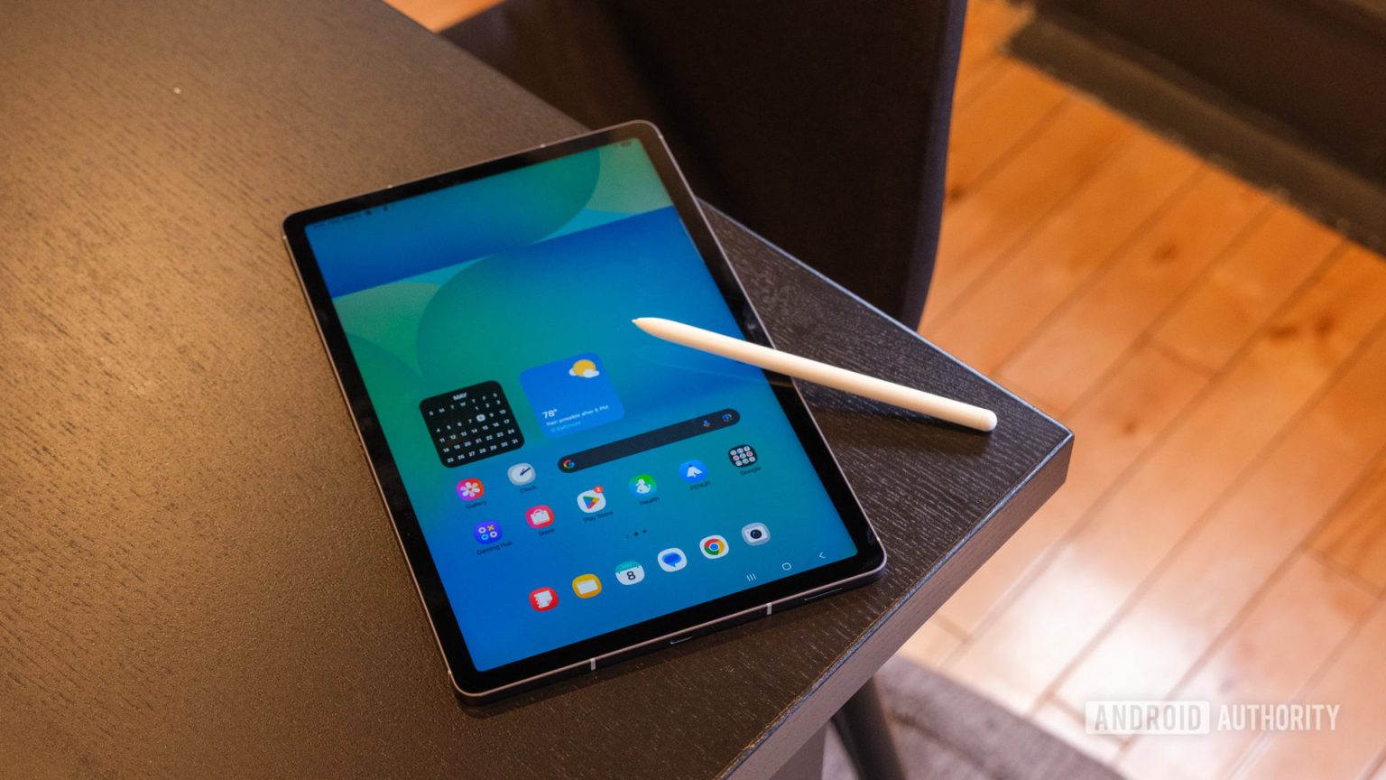 Cole o Samsung Galaxy Tab S10 Fe Plus pelo preço mais baixo de todos os tempos