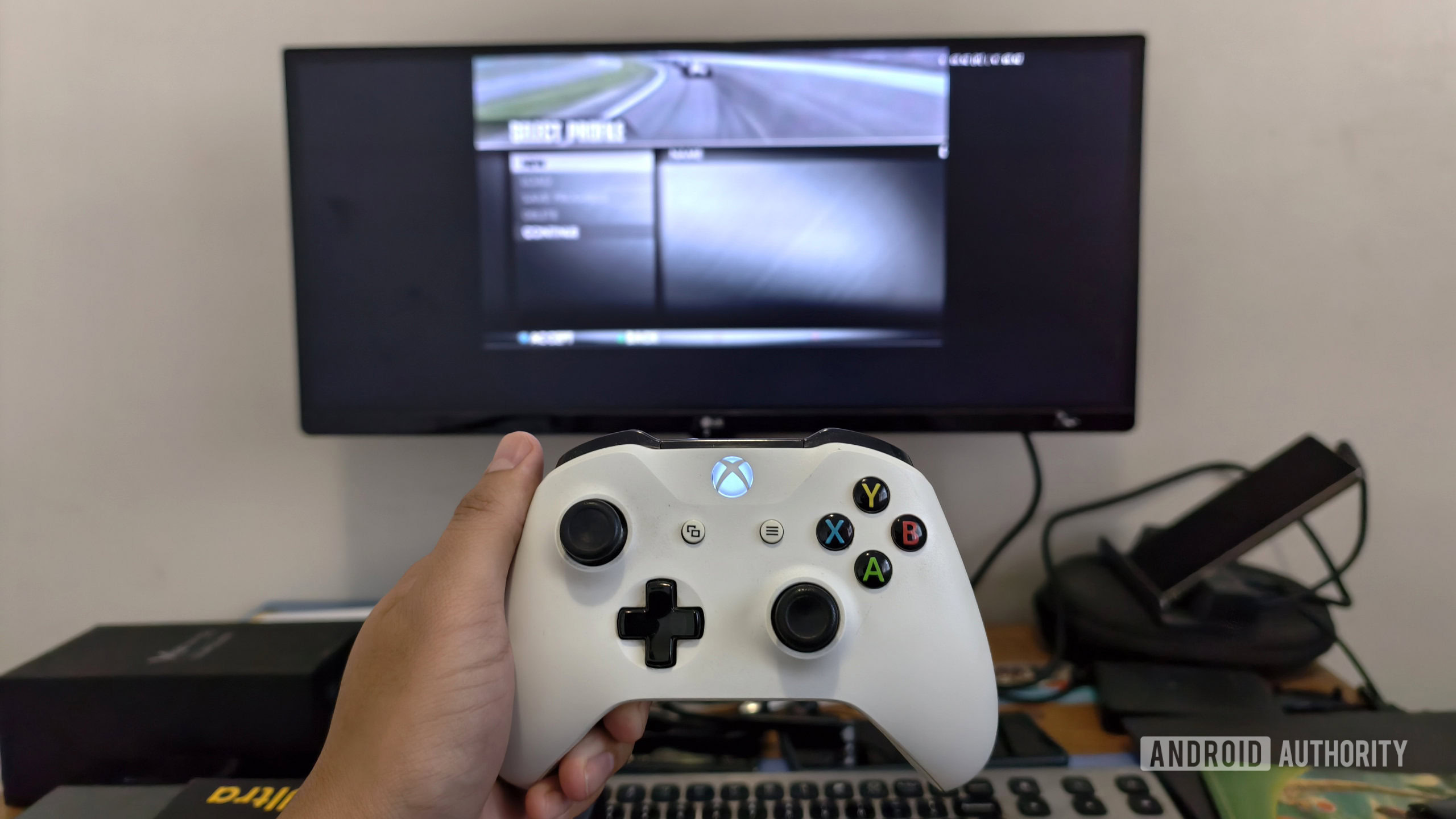 Samsung Galaxy S25 Ultra Dex com Xbox One Controller