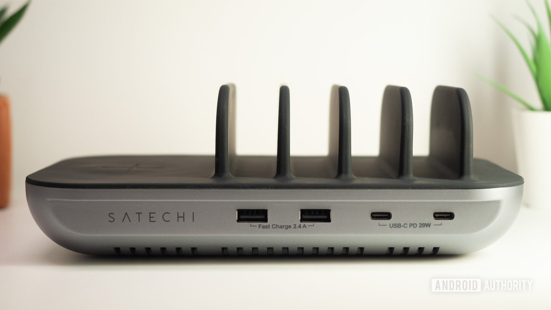 Satechi Dock5 3