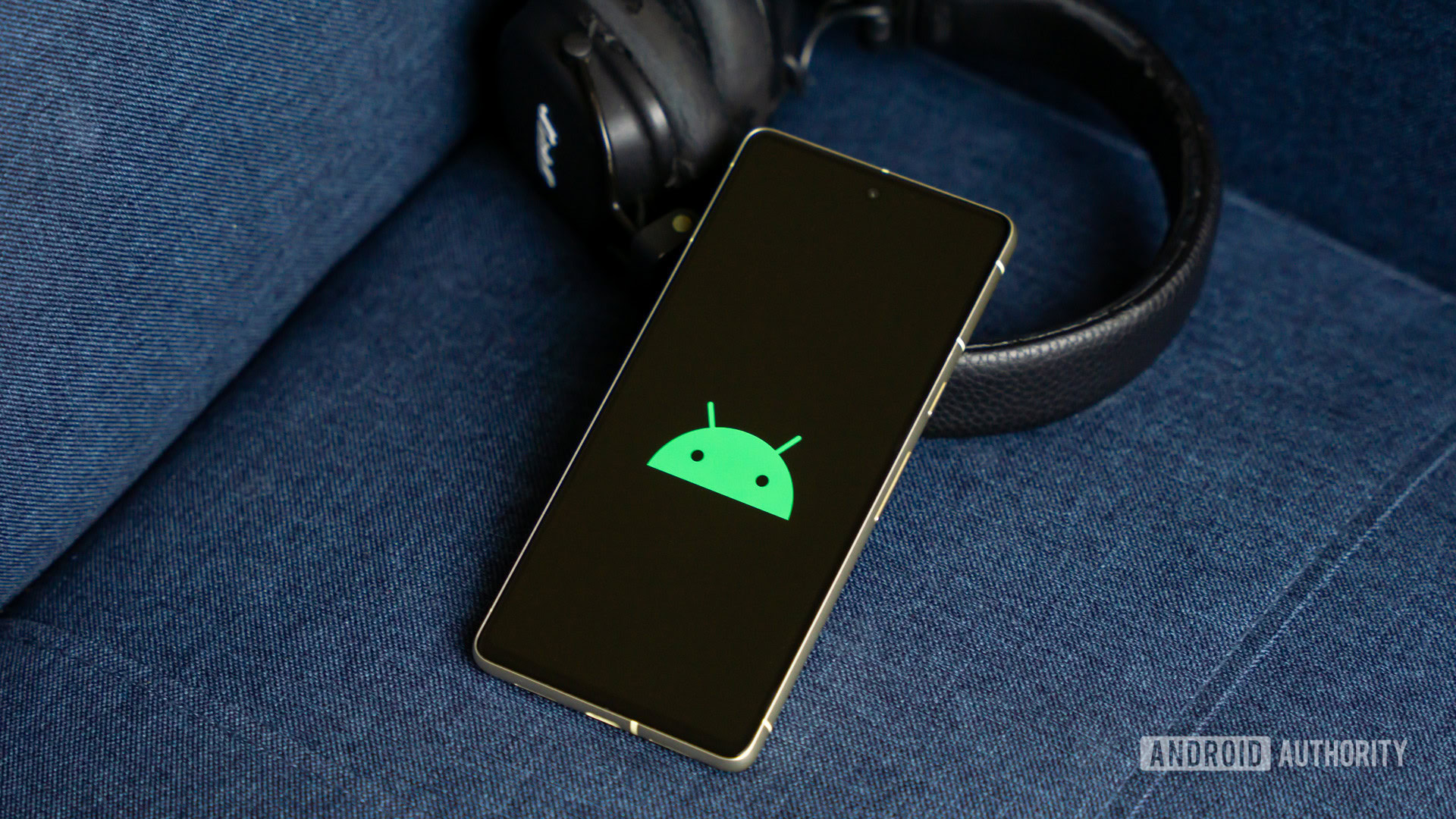 Logotipo Android no Smartphone Stock Photo (12) Logotipo Android no Smartphone Stock Photo (12)