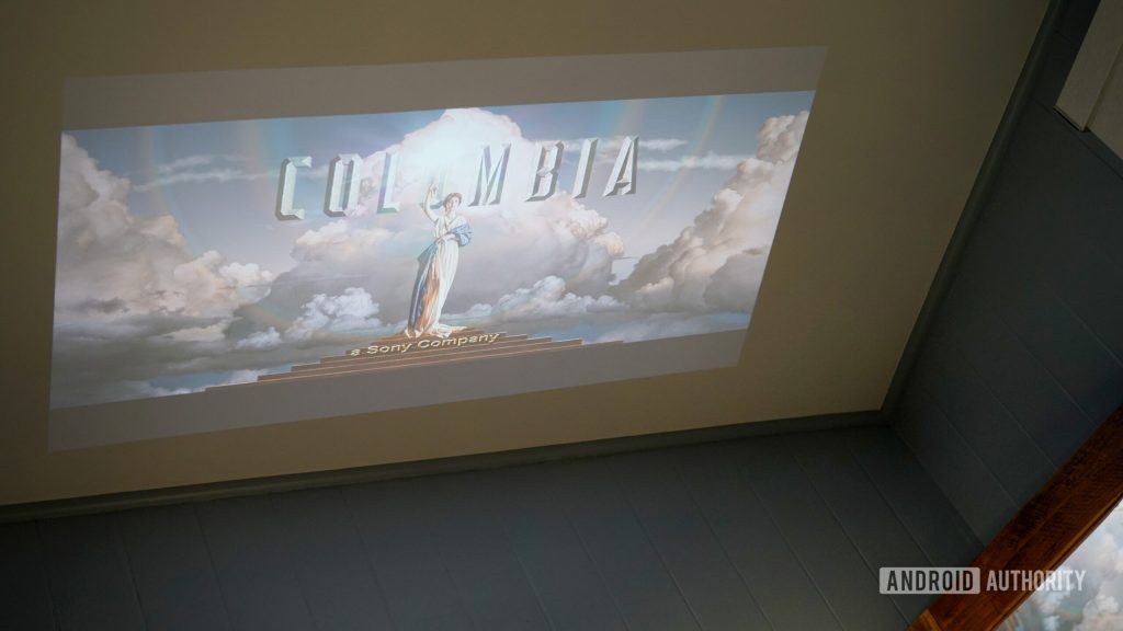 Dangbei n2 Mini Review: cinema no teto