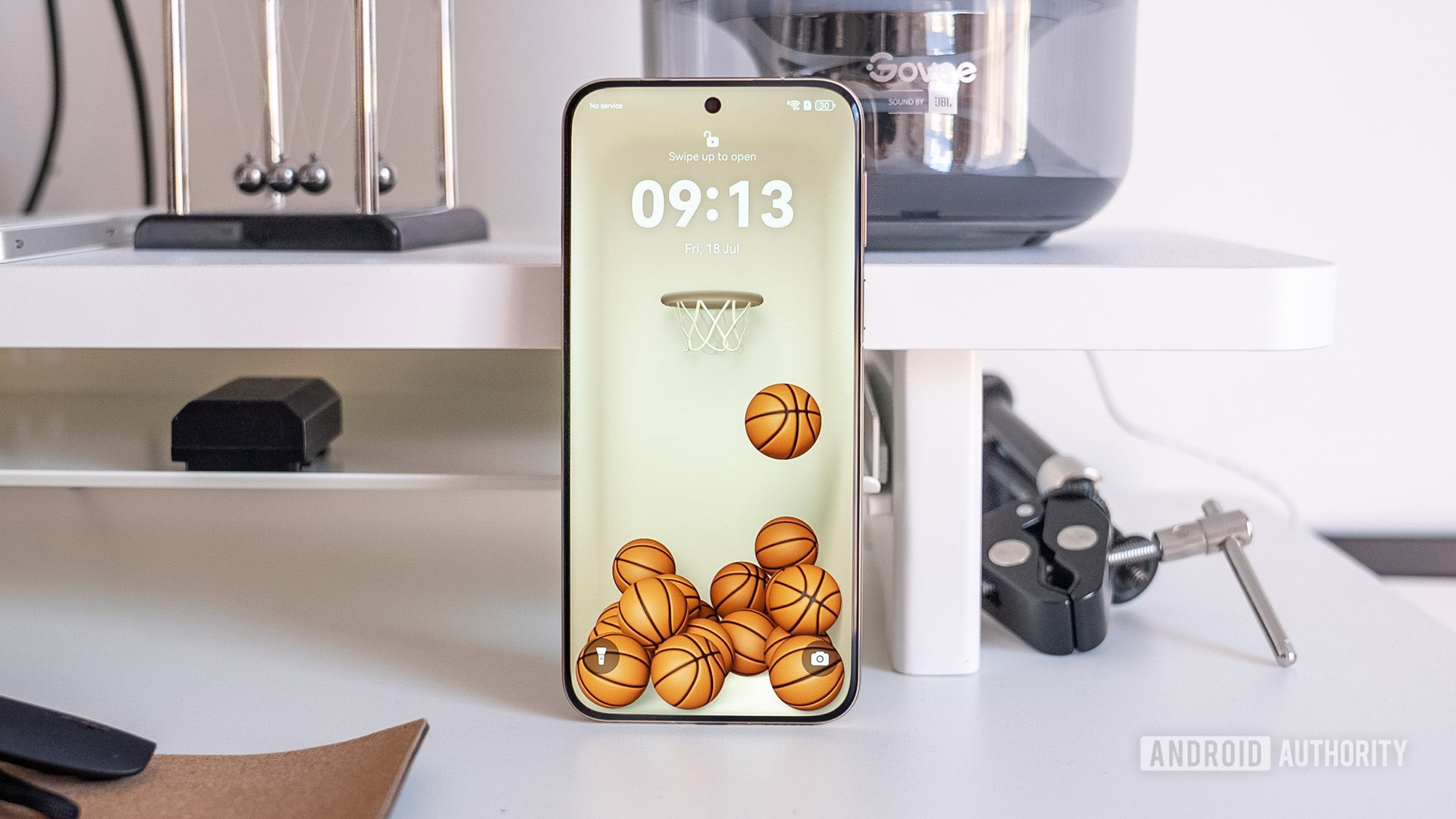 Pura 80 Ultra Basketball Lock Screen Game