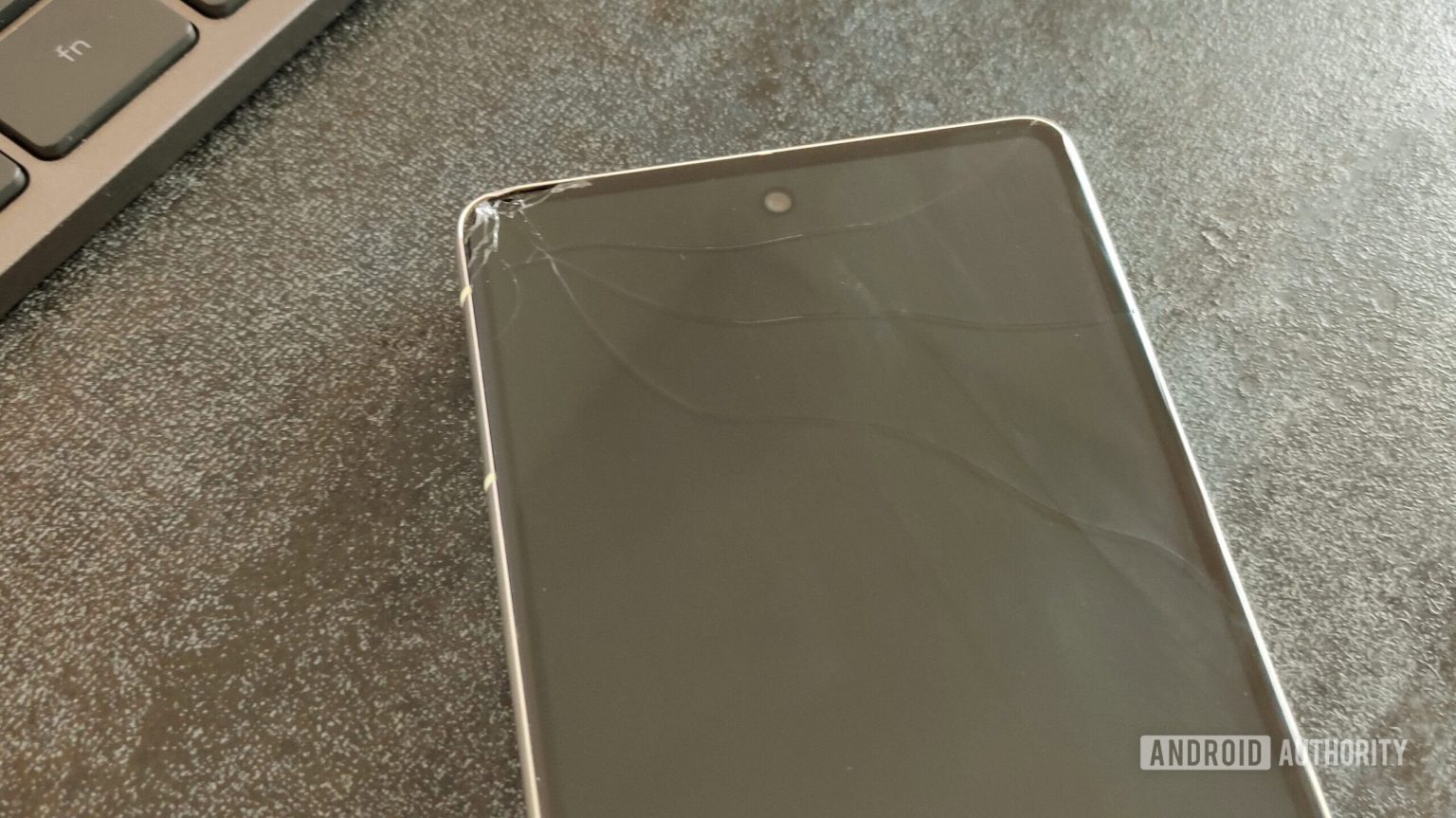 Eu quebrei meu pixel sem cascura, mas me recuso a aprender minha lição