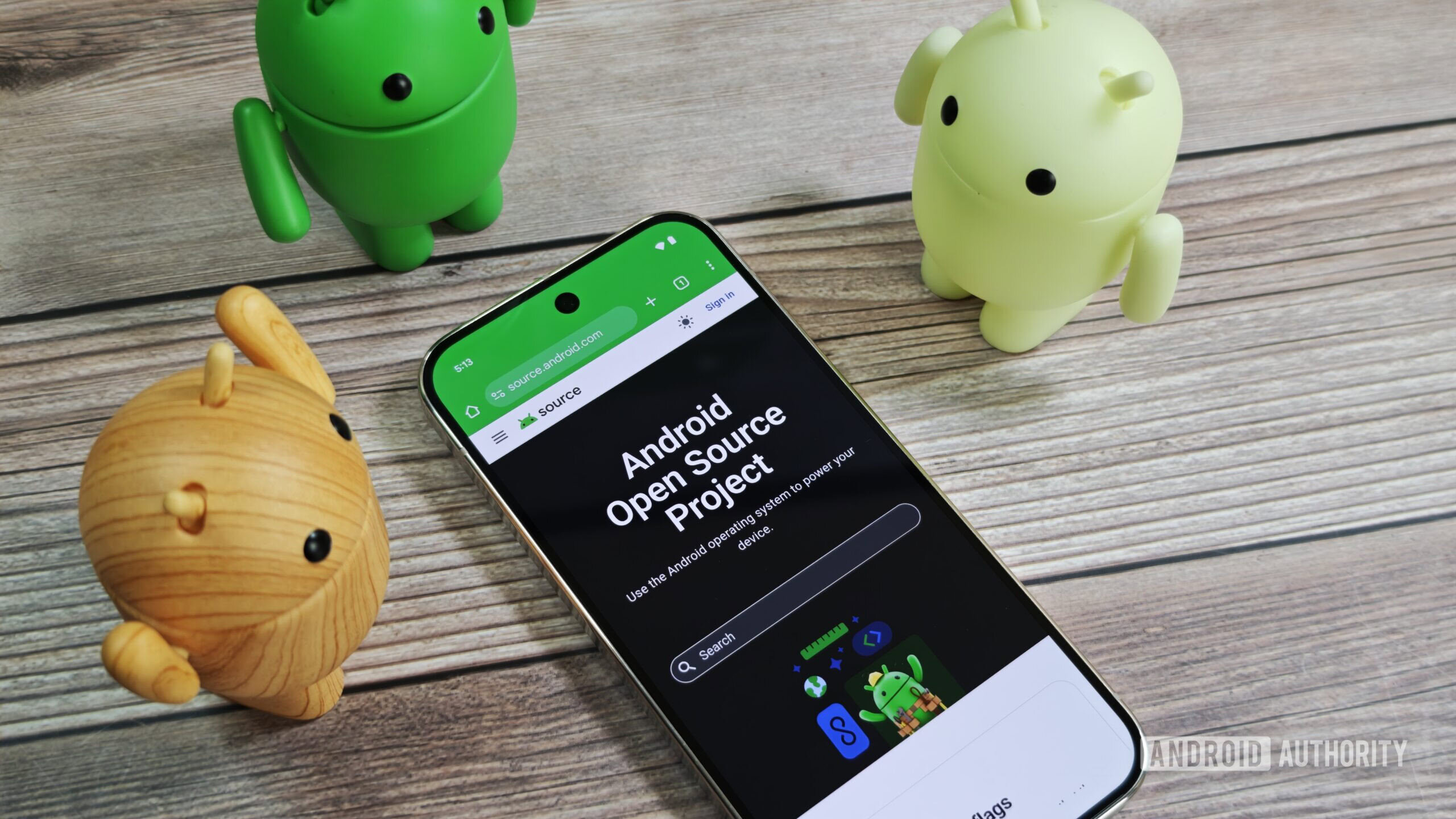 Página de destino do projeto de código aberto Android em um telefone Android Página de destino do projeto de código aberto Android em um telefone Android