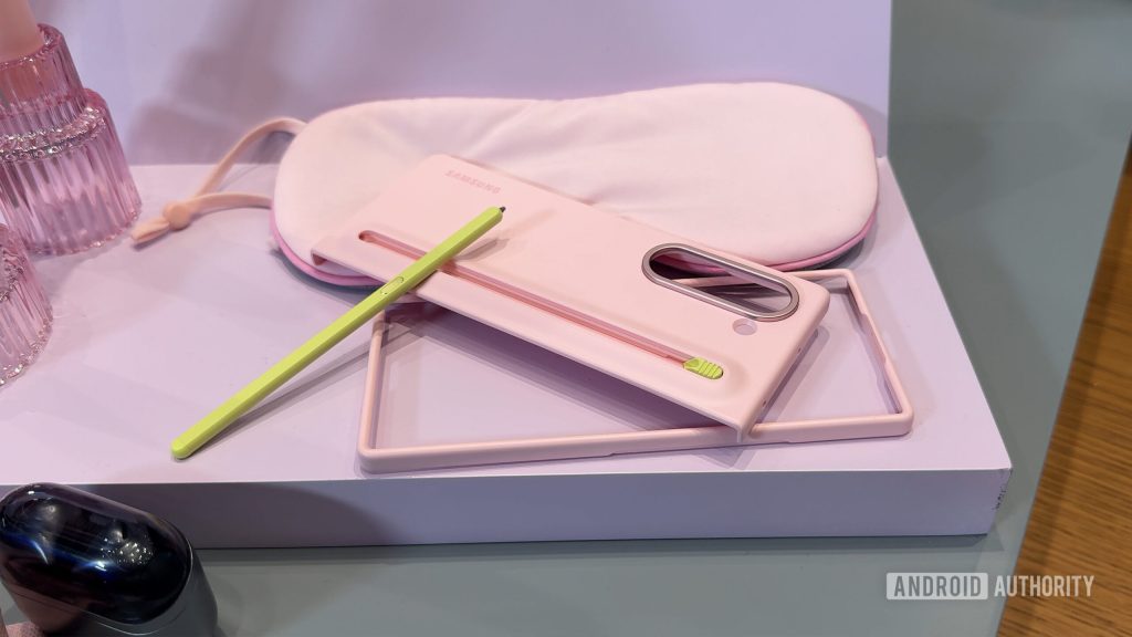 Samsung diz que S Pen pode retornar aos dobráveis após o Galaxy Z Fold 7 Snub