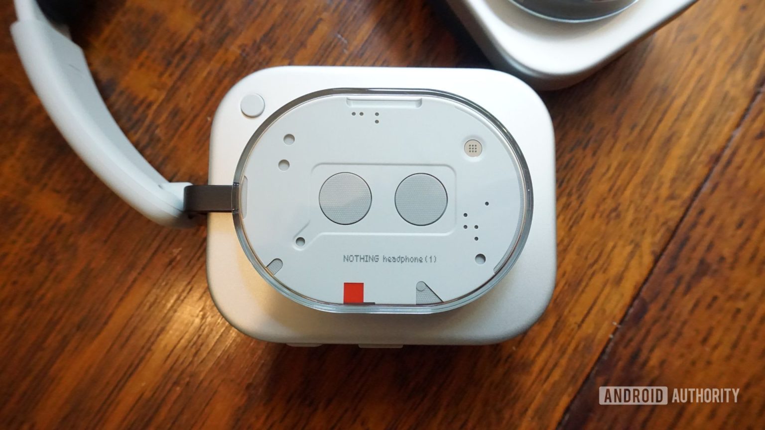 Nada o fone de ouvido 1 foi lançado: traz o calor, mas não sem trade-offs