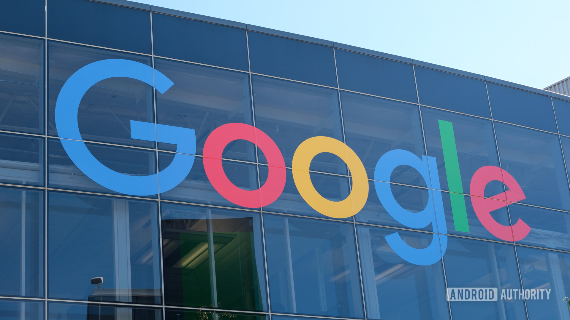 Logotipo do Google em ângulo