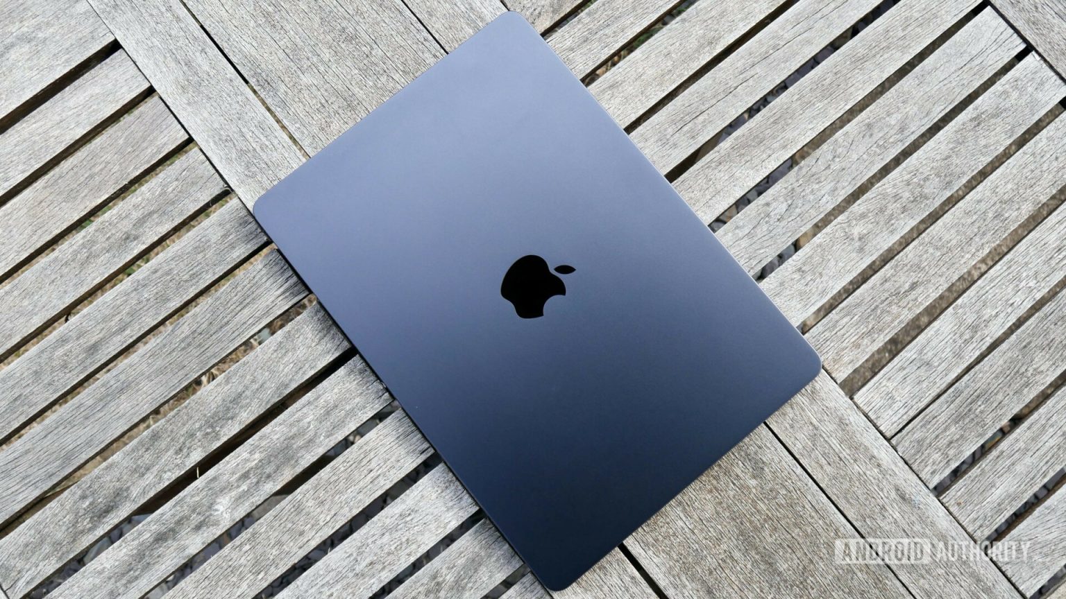 OFEREJO QUENTE: Apple MacBook Air M2 cai para meros US $ 699!