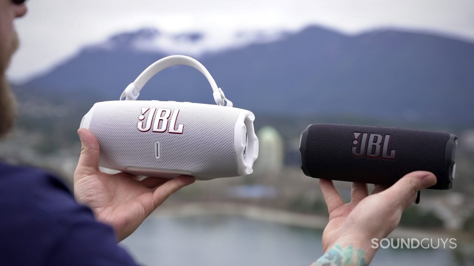 Os melhores alto-falantes portáteis da JBL despencam os preços baixos