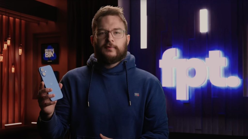 não está? Apple processa o YouTuber sobre elaborado.