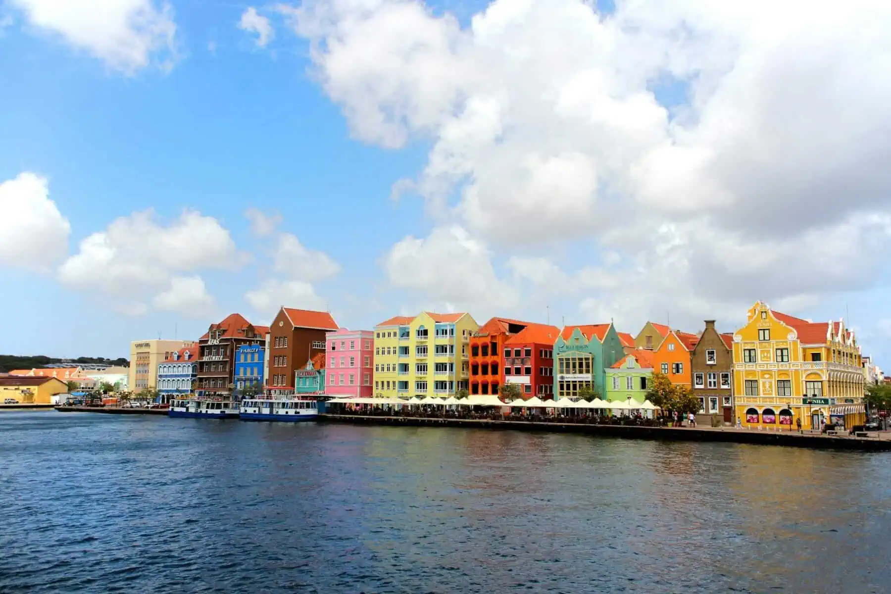 Handelskade Waterfront em Willemstad, Curaçao