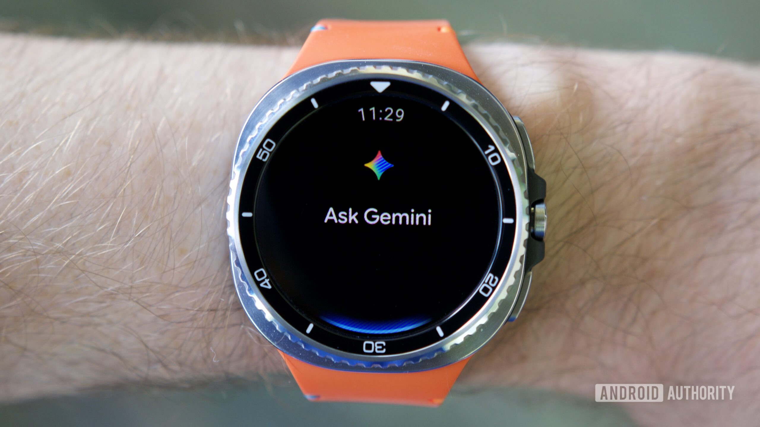 Use OS Gemini Galaxy Watch 8 Classic The Galaxy Watch 8 Classic Running Gemini.