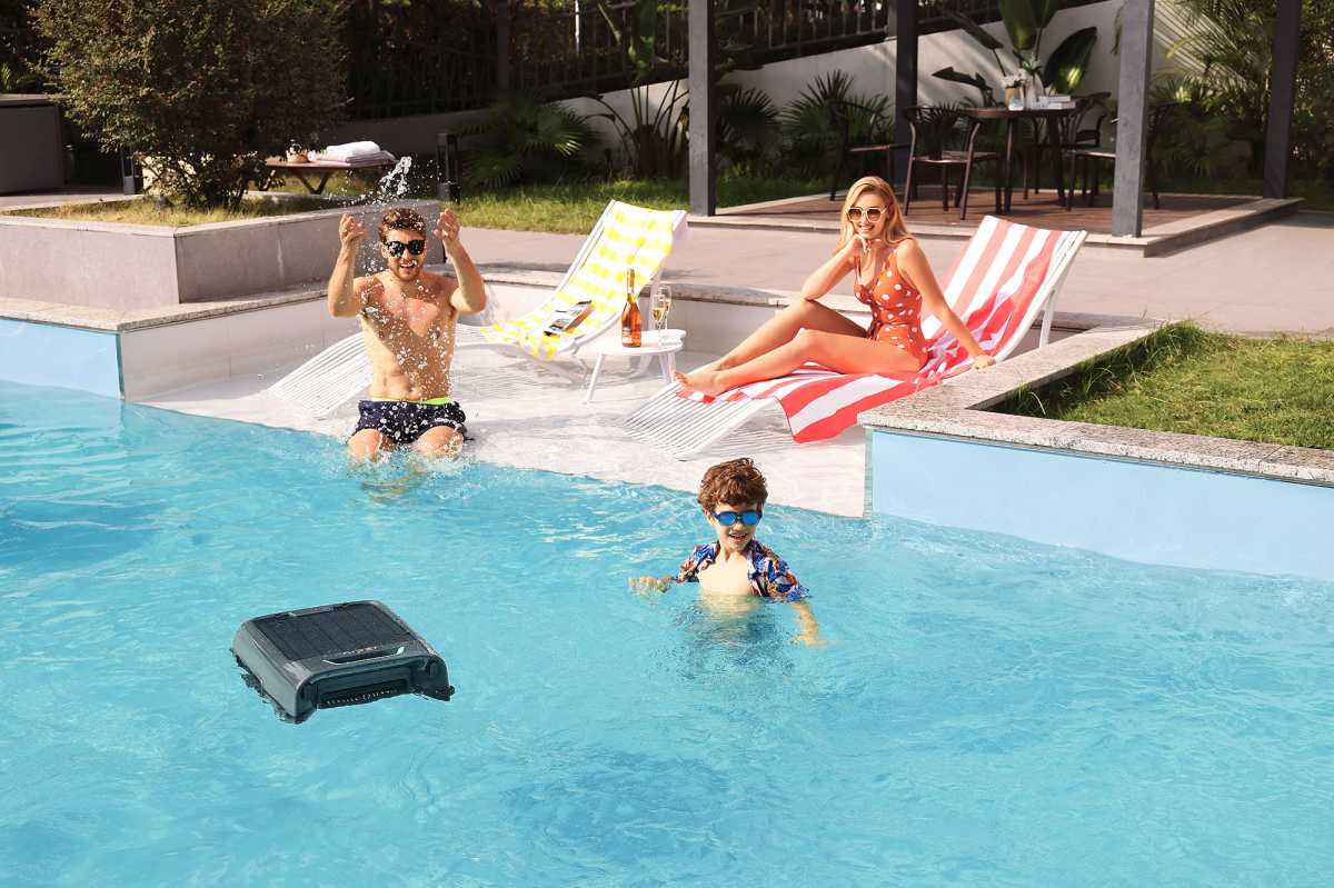 Família da piscina S2 Surfer S2