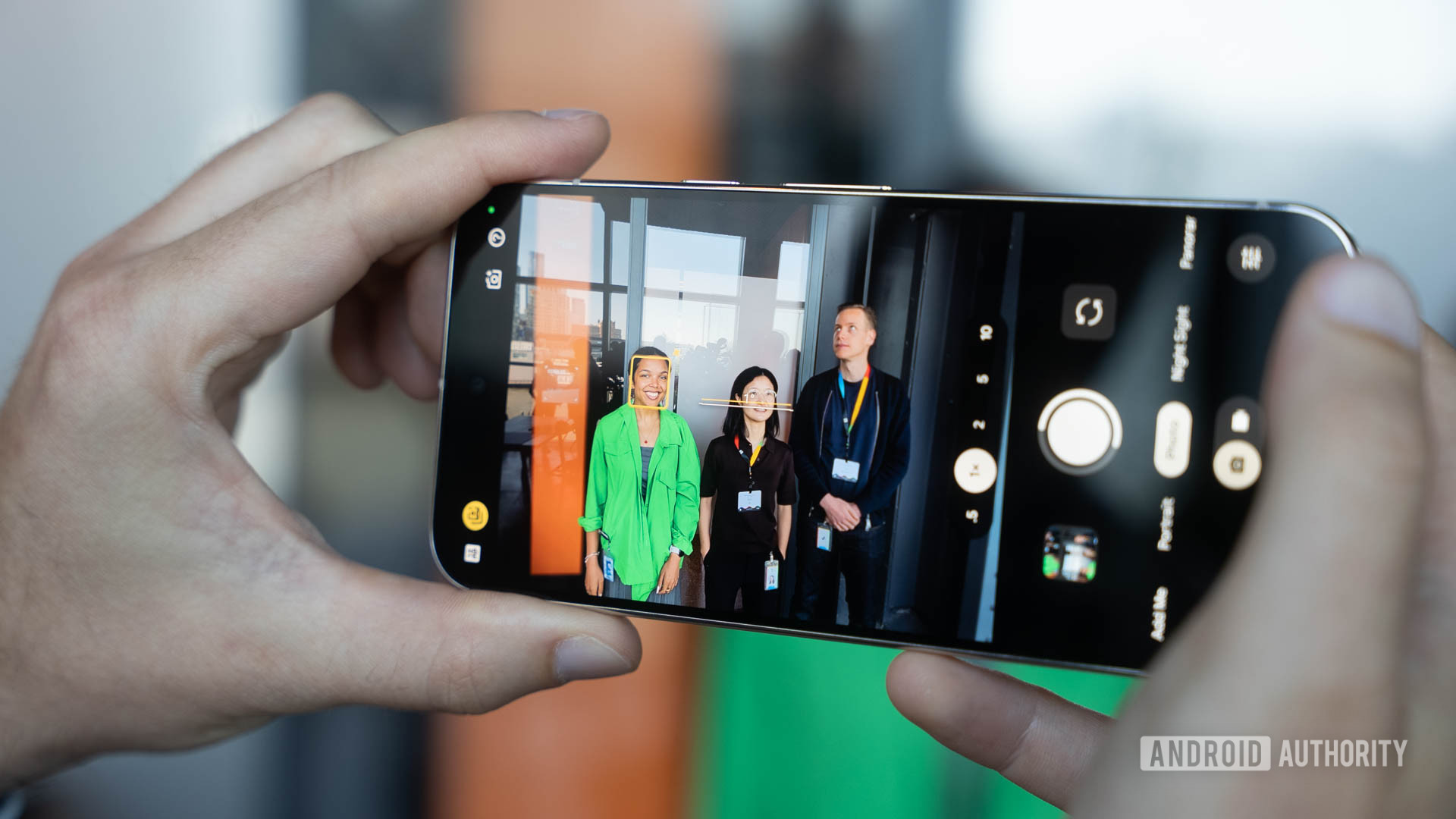 Google Pixel 10 Auto melhor tirar foto com posar ruim