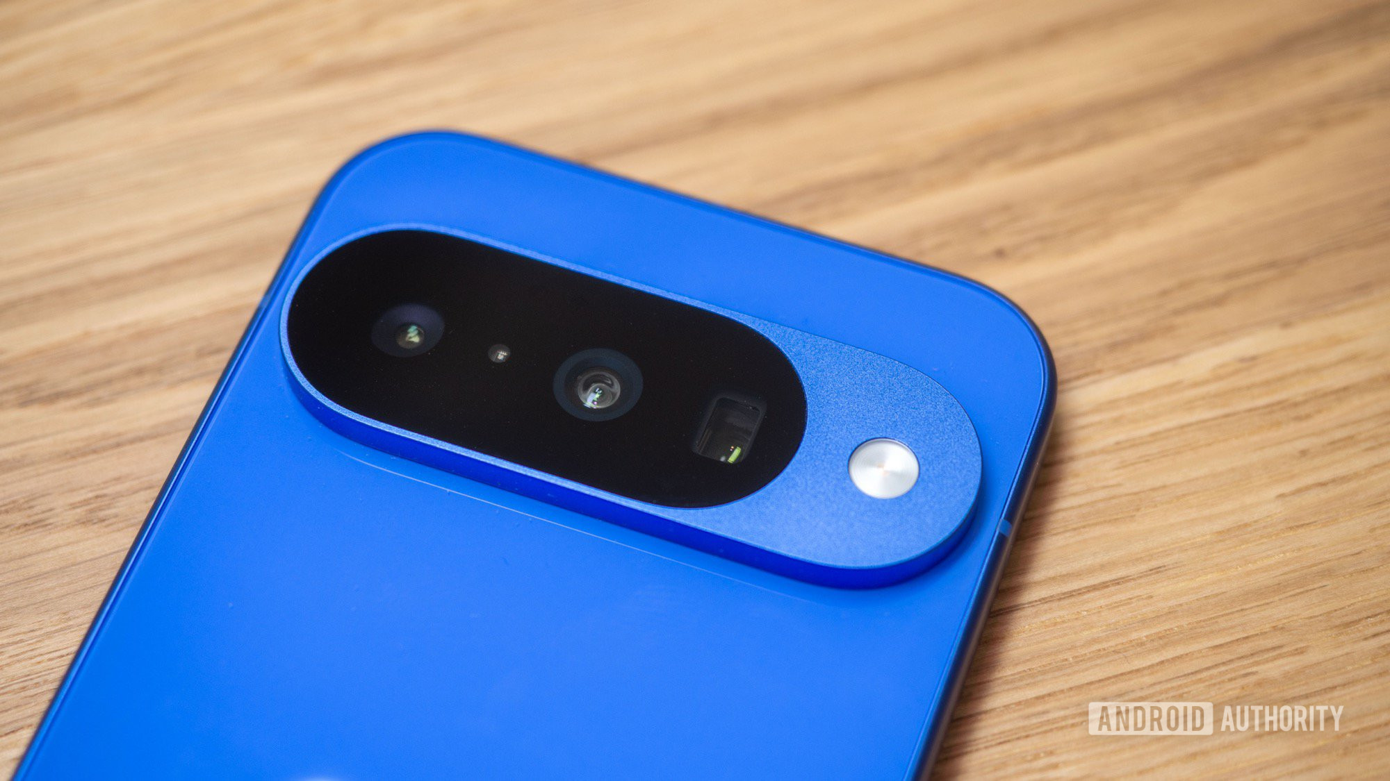 Google Pixel 10 Indigo Camera Bar 1 Google Pixel 10 Indigo Camera Bar 1