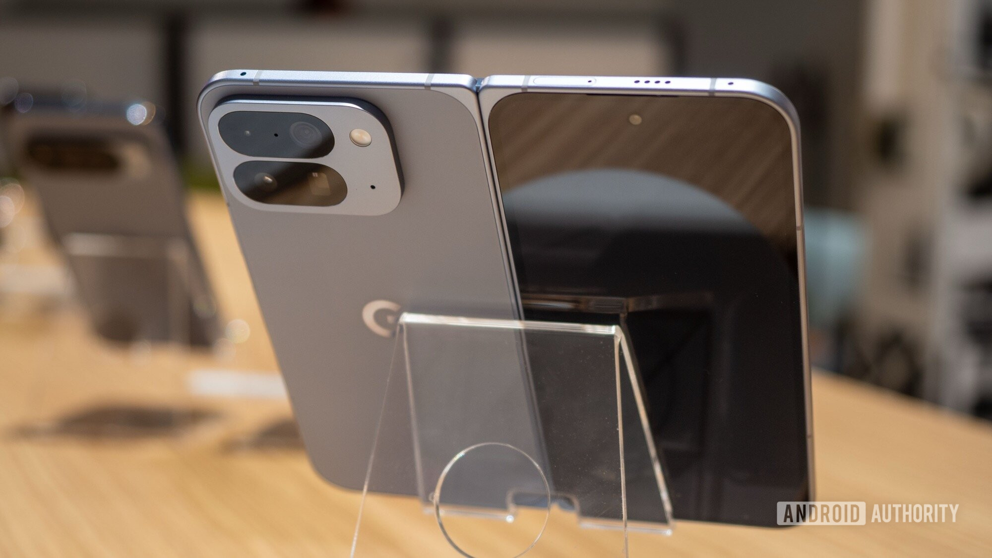Google Pixel 10 Pro Fold Moonstone Google Pixel 10 Pro Fold Moonstone