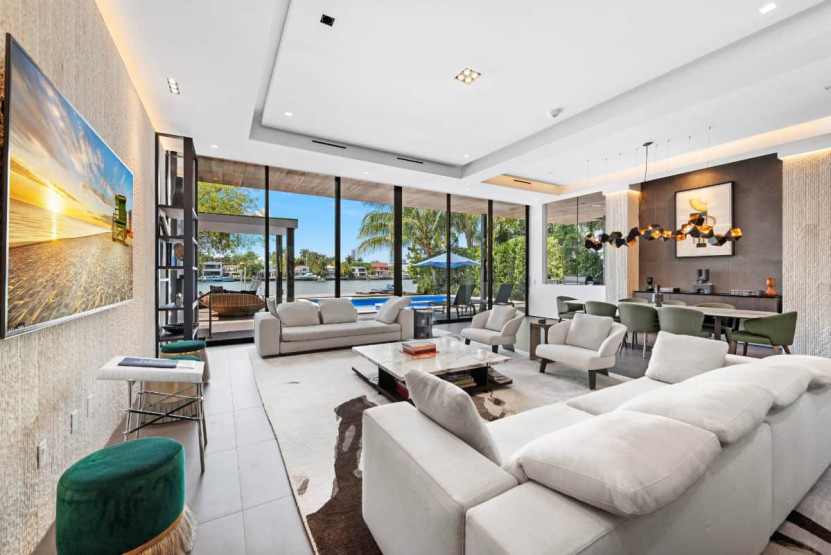 Insde da Regina Villa em Miami, Flórida, EUA.