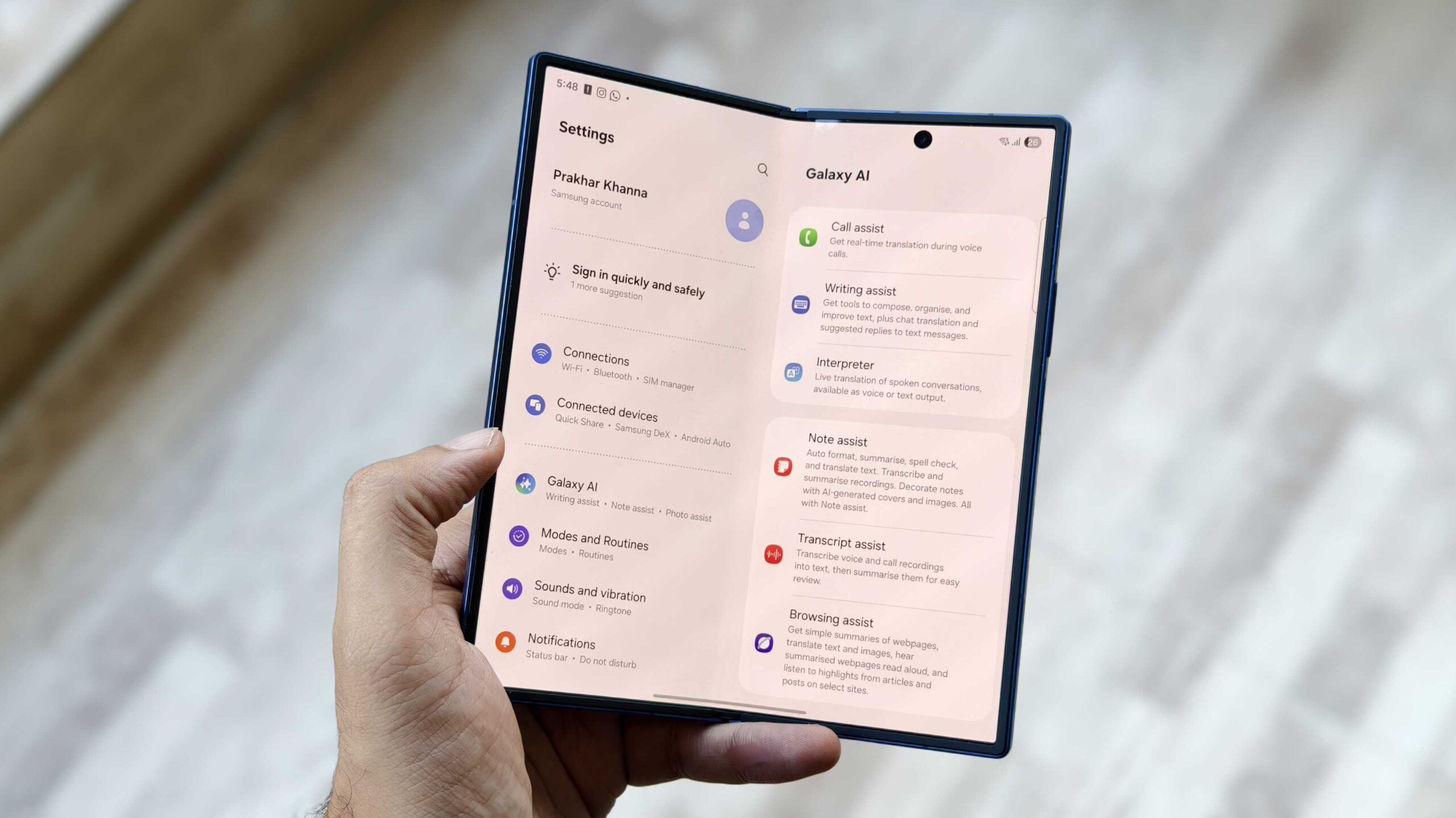 Galaxy Ai na Galaxy Z Fold 7 Samsung Galaxy Z dobra 7 meio dobrado.