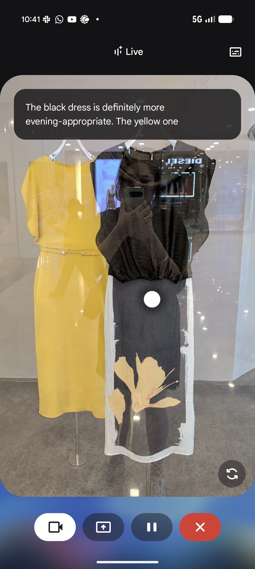 Vestido de sobreposição visual de gêmeos ao vivo