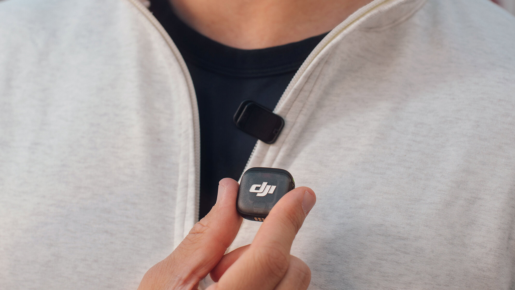 DJI MIC 3 Hand DJI MIC 3 Hand