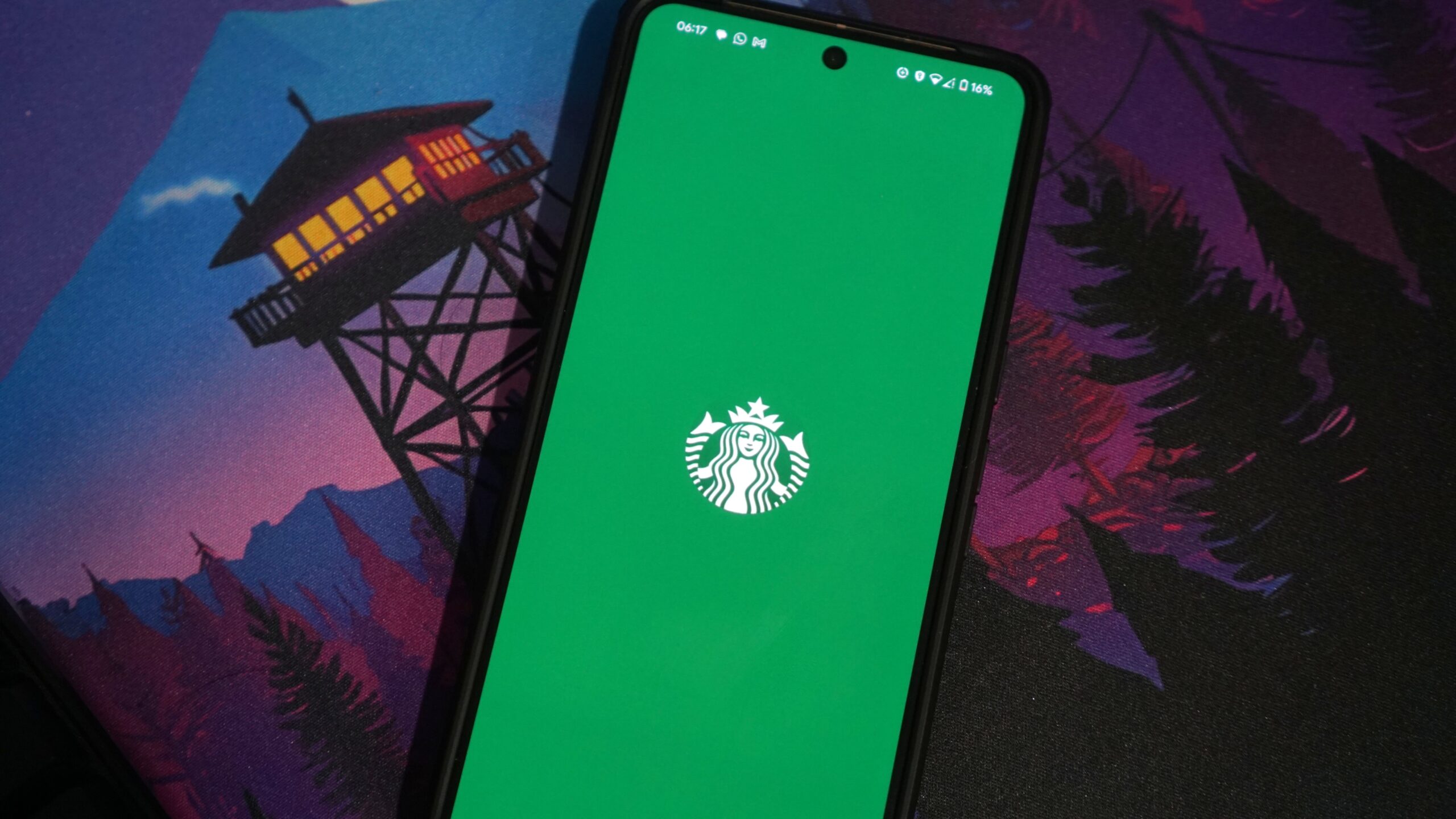 Tela Splash do aplicativo de fidelidade da Starbucks