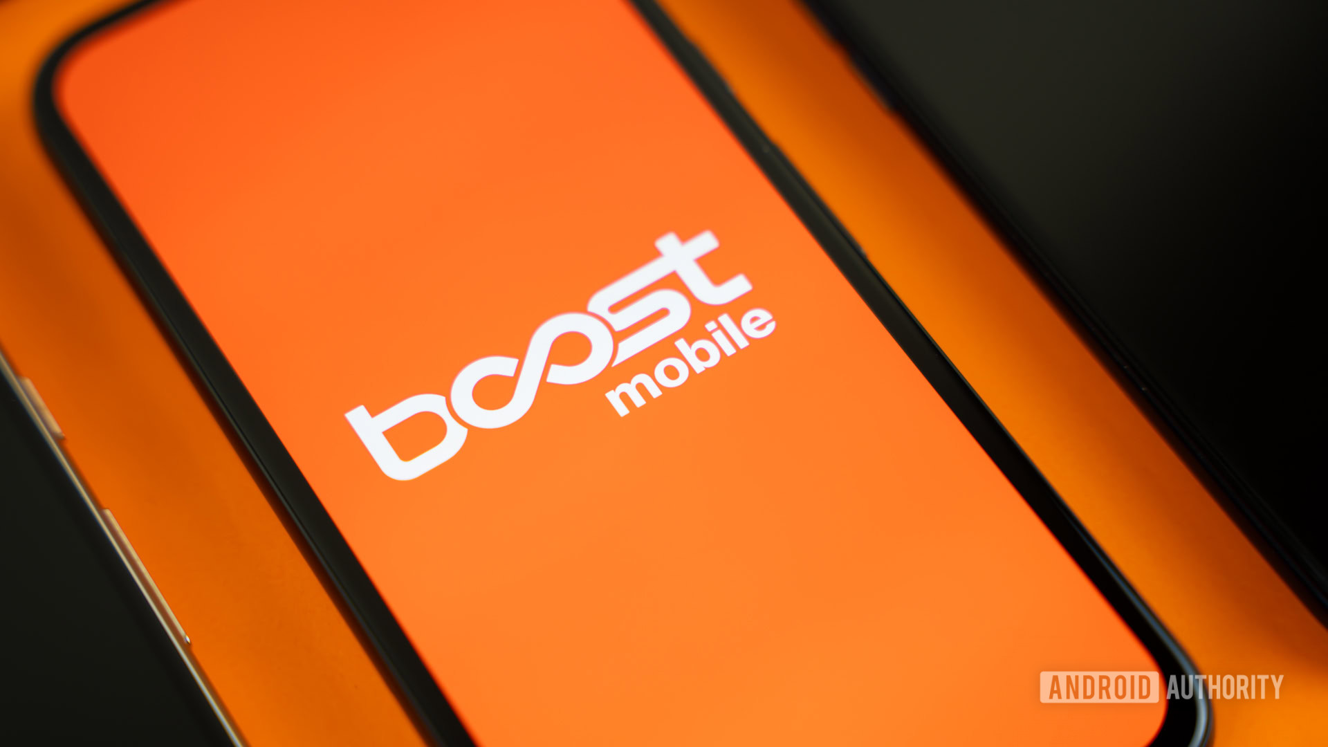 Aumente o logotipo móvel no smartphone Stock Photo (13) Aumente o logotipo móvel no smartphone Stock Photo (13)