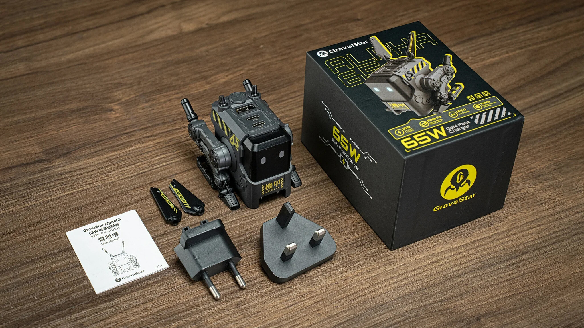 Caixa de carregador de parede GravaStar Alpha65 GaN 65W e acessórios