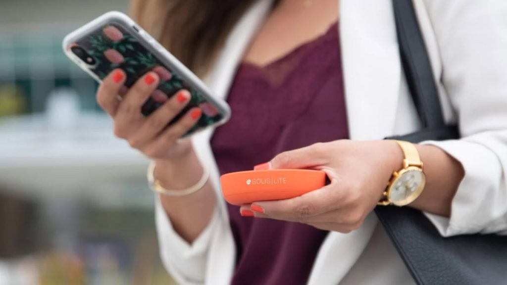 Este ponto de acesso móvel é de 28% de desconto e vem com 1 GB por mês!