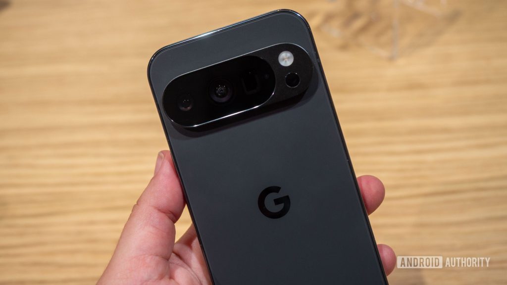 Pixel 10 Pro vs Galaxy S25 Ultra: Eu sei qual eu teria