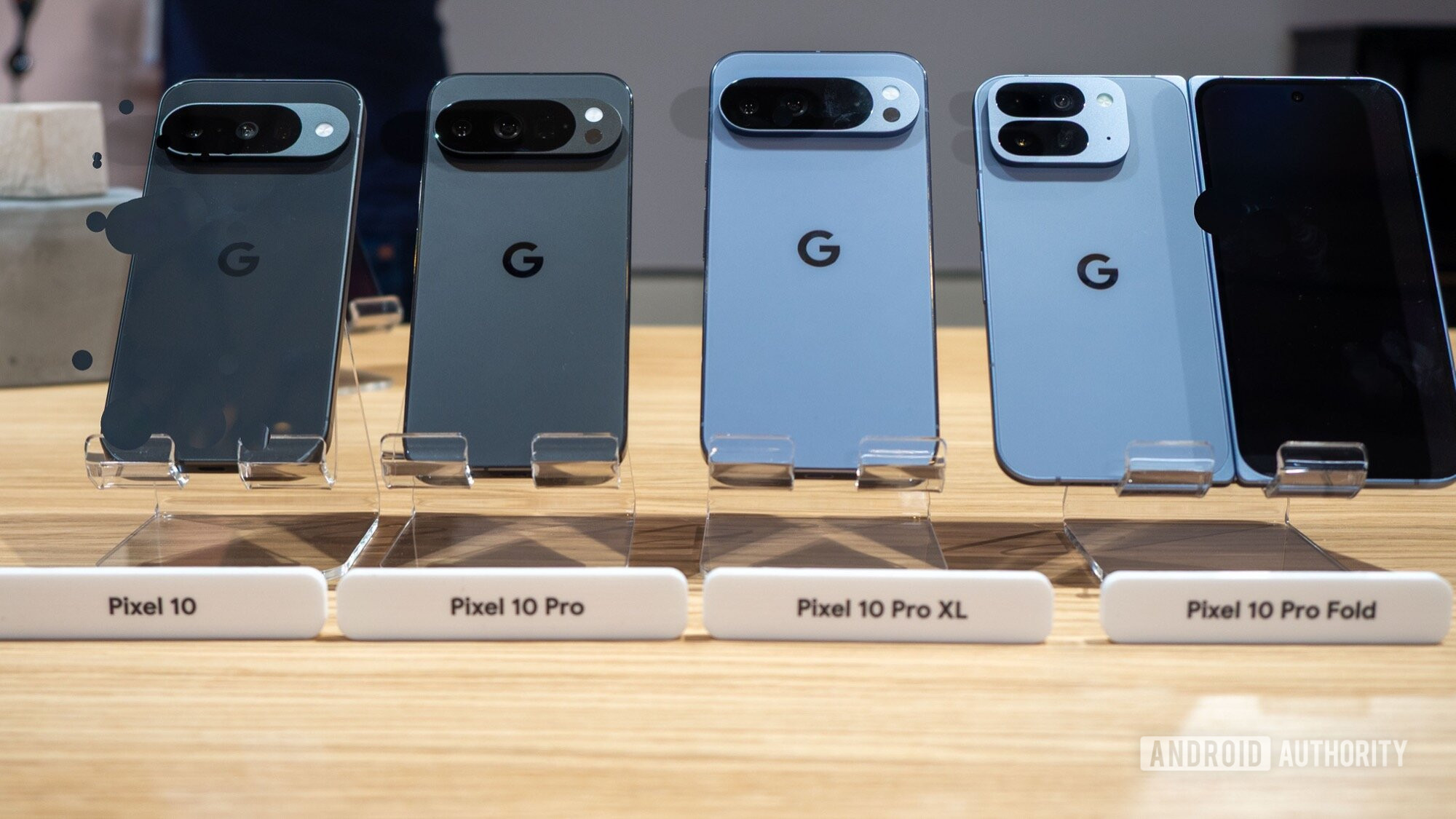 Google Pixel 10 Série Pro XL Fold Family 1 Google Pixel 10 Série Pro XL Fold Family 1