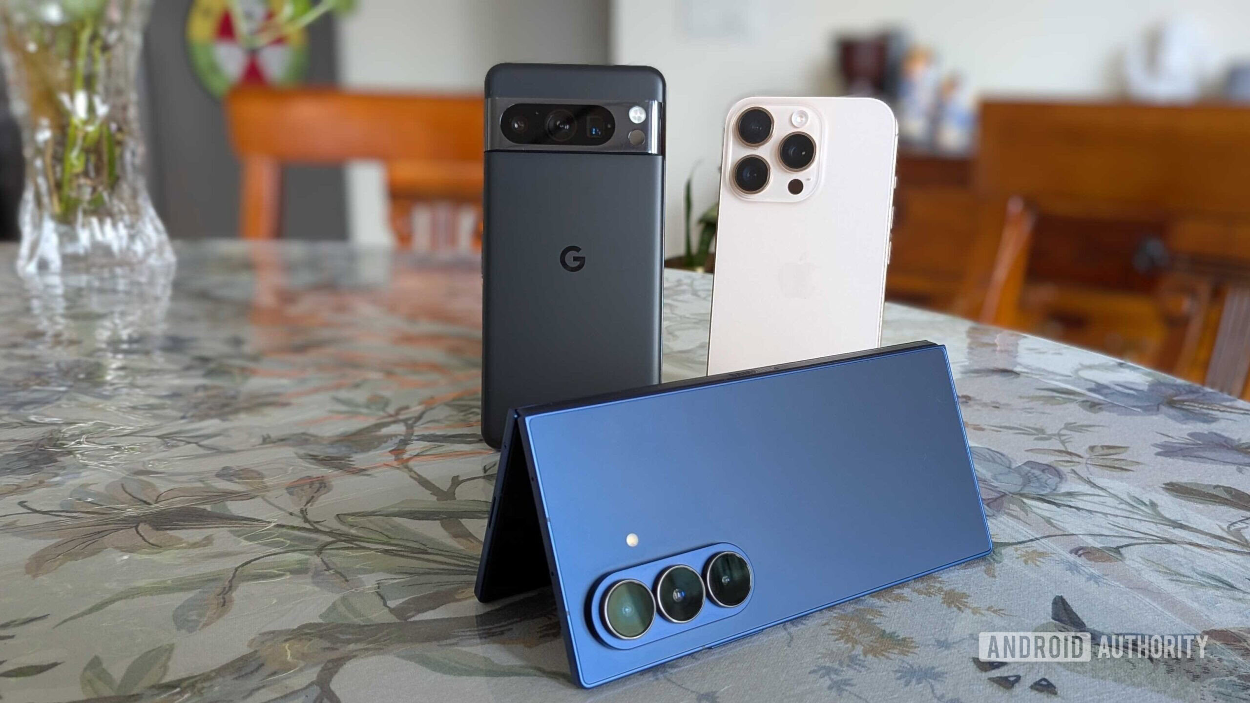 Samsung Galaxy Z Fold 7 Vs Slab Phones Pixel iPhone