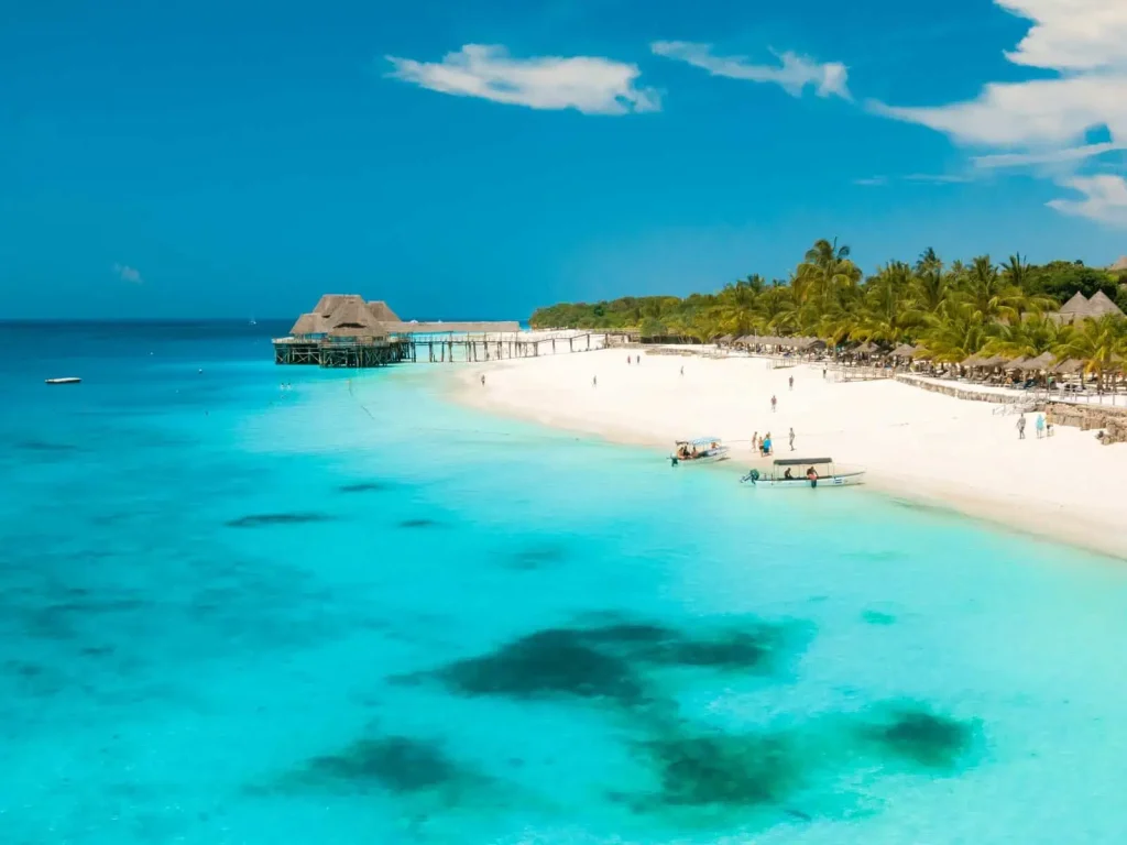 10 melhores destinos para escapadas tropicais com orçamento limitado