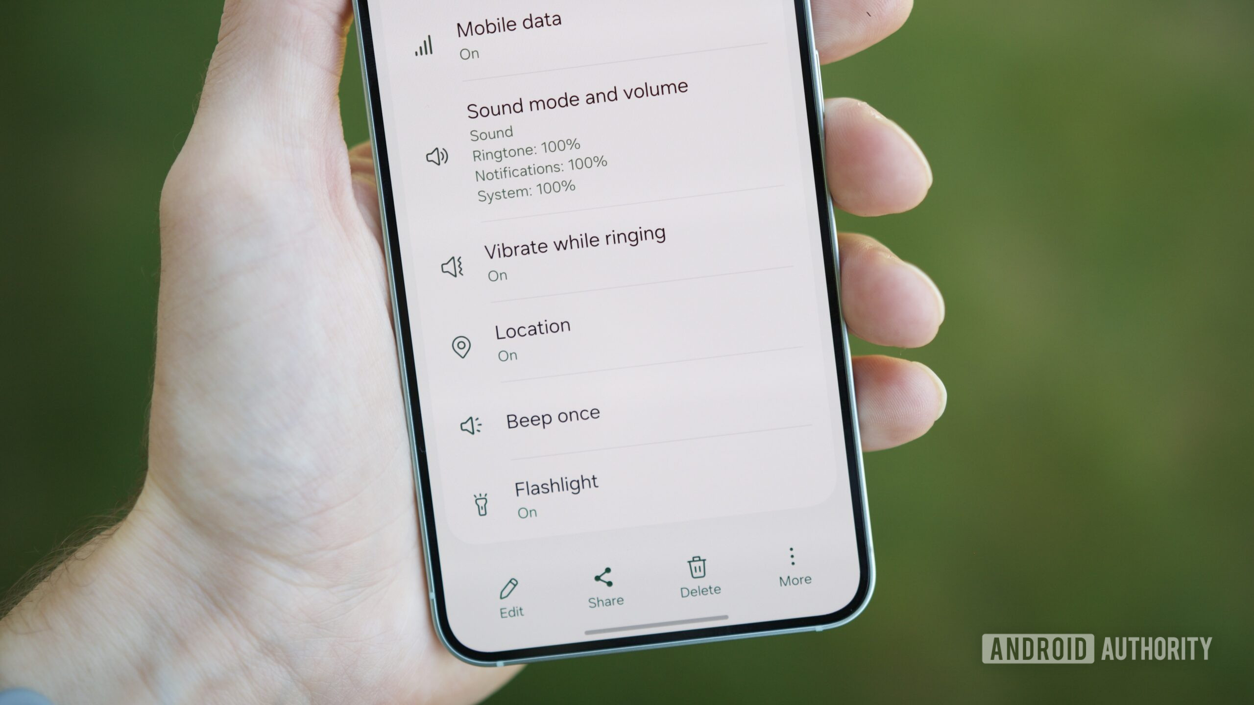 Rotinas Samsung Lost Phone Hero 4 Lista de ações para um "Telefone perdido" Rotina nas rotinas da Samsung.