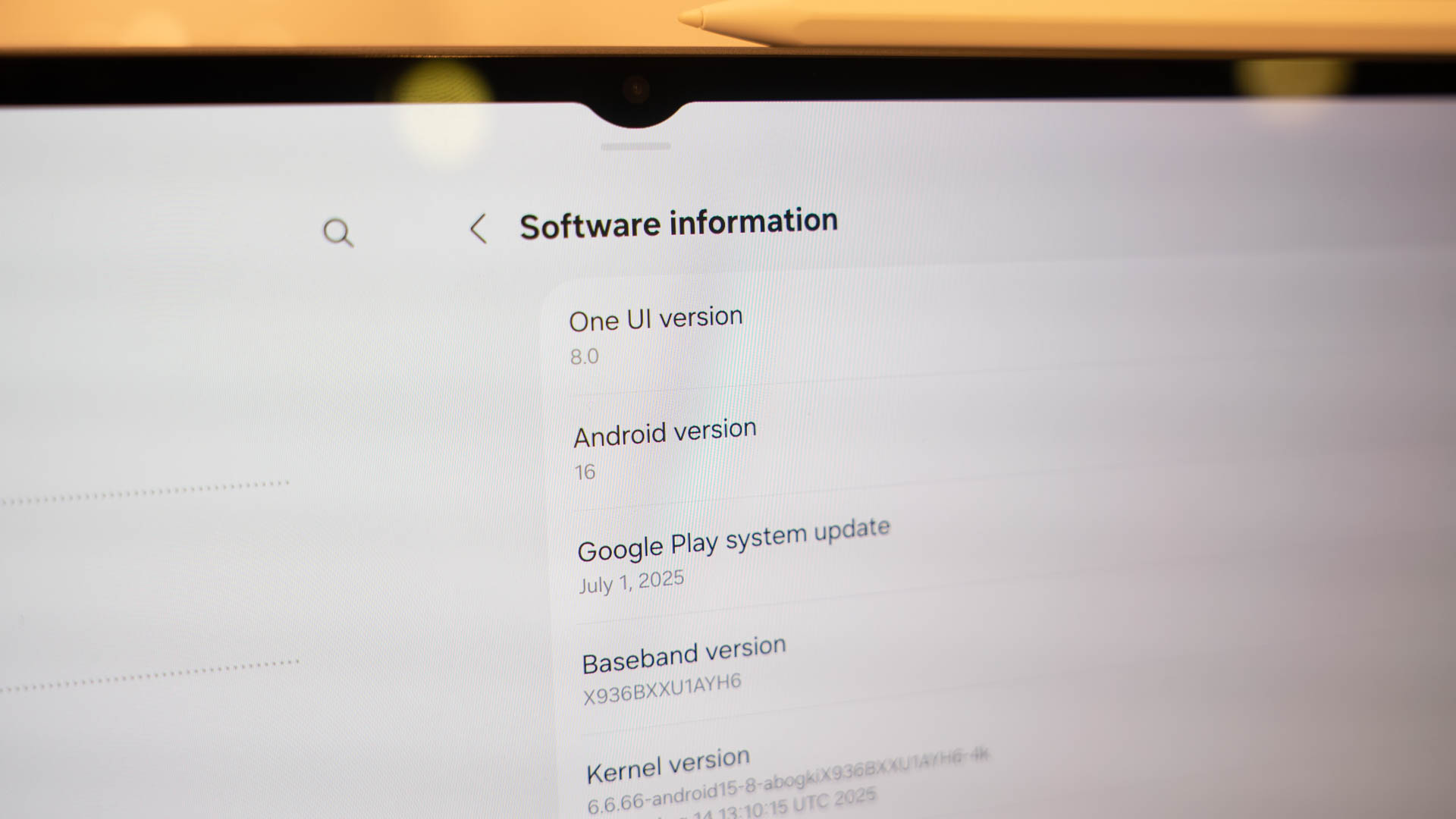 Samsung Galaxy Tab S11 Ultra com uma interface do usuário 8