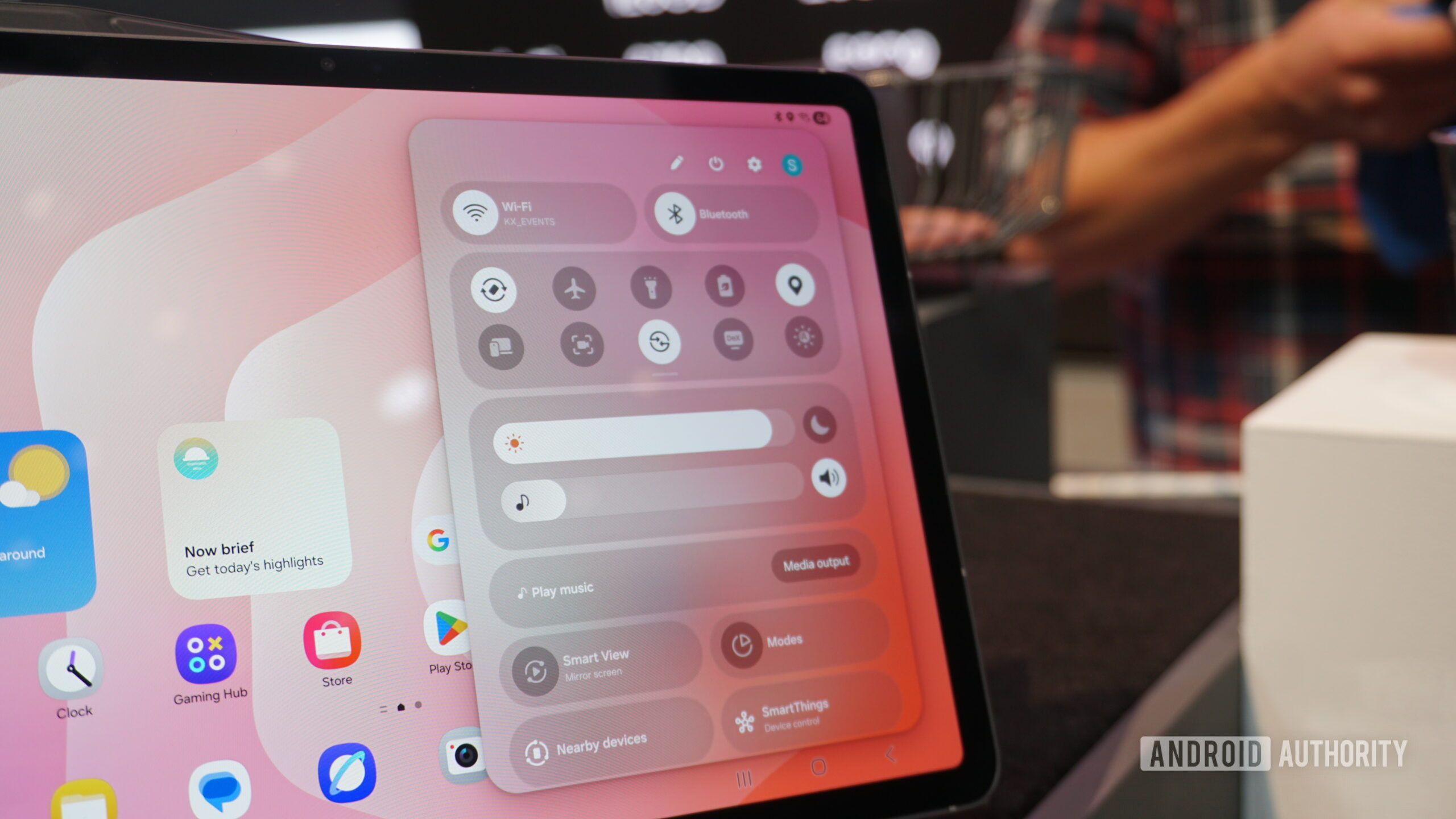 Galaxy Tab S11 em mãos novas configurações rápidas Galaxy Tab S11 em mãos novas configurações rápidas